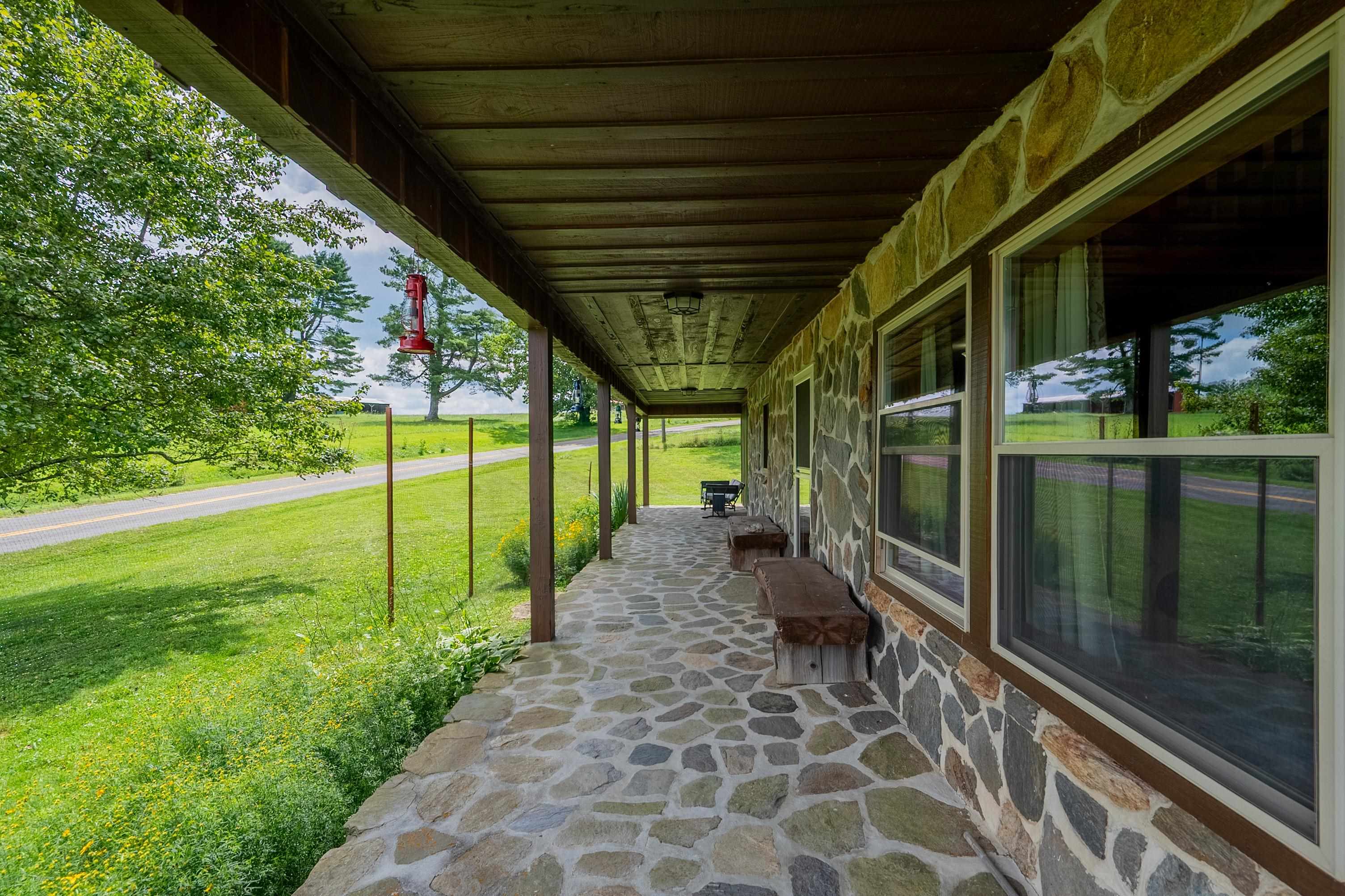 130 Volunteer Road Hillsville VA 24343