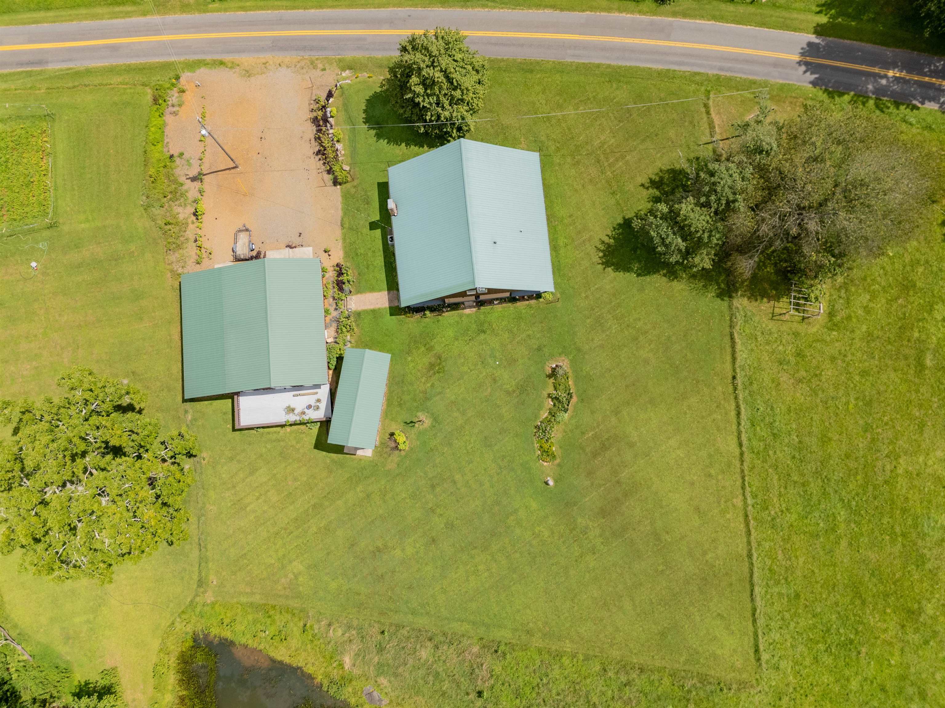 130 Volunteer Road Hillsville VA 24343