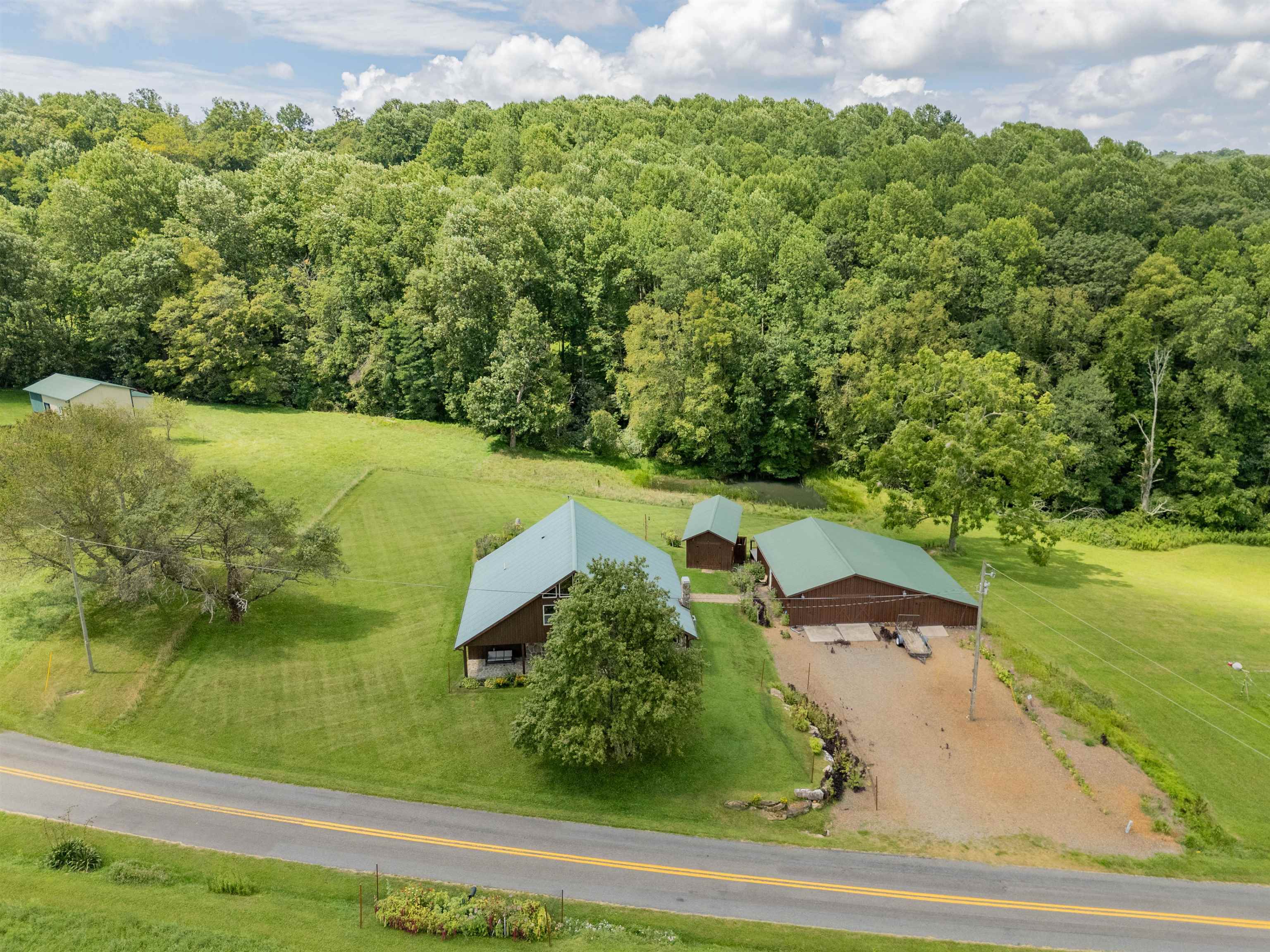 130 Volunteer Road Hillsville VA 24343