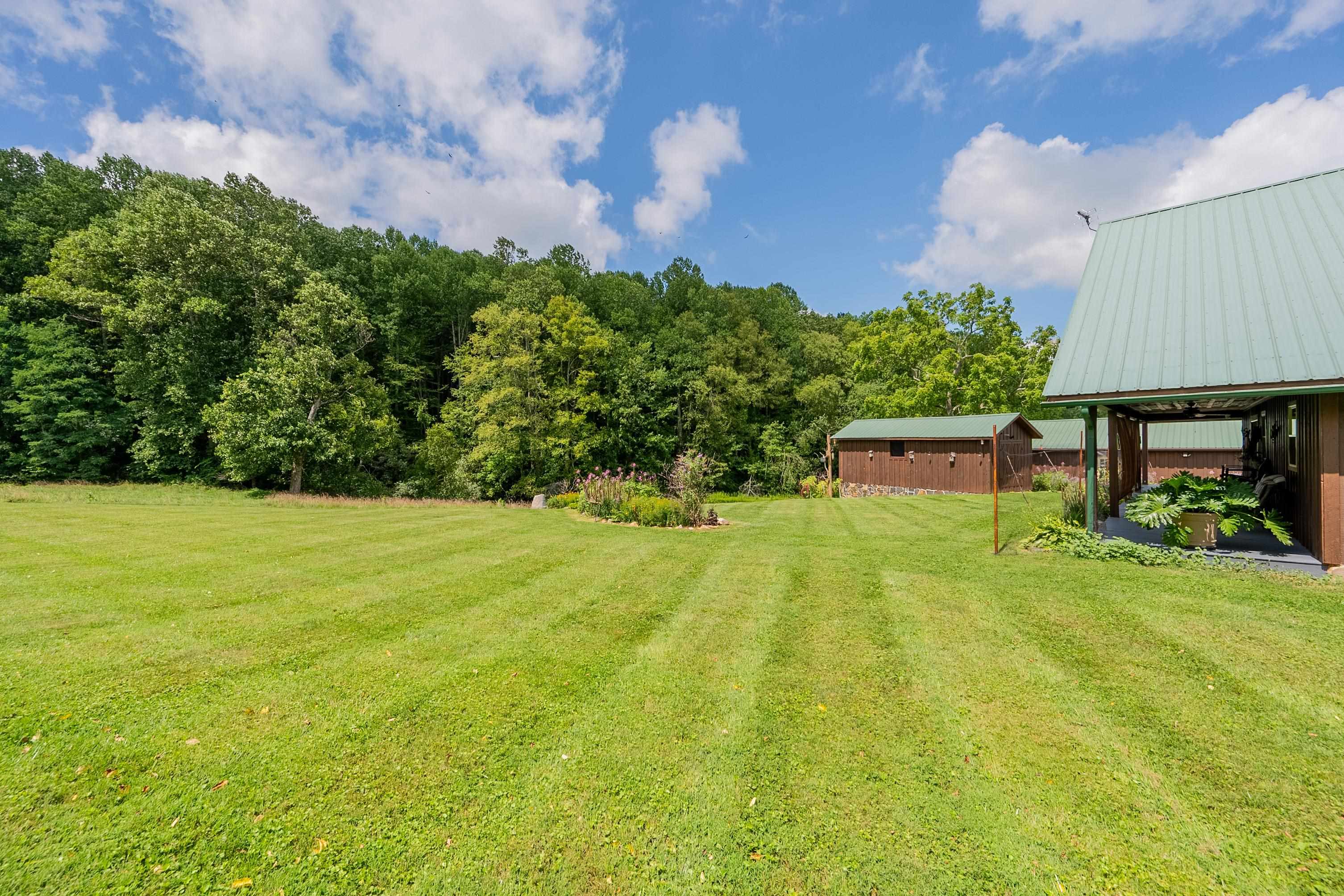 130 Volunteer Road Hillsville VA 24343