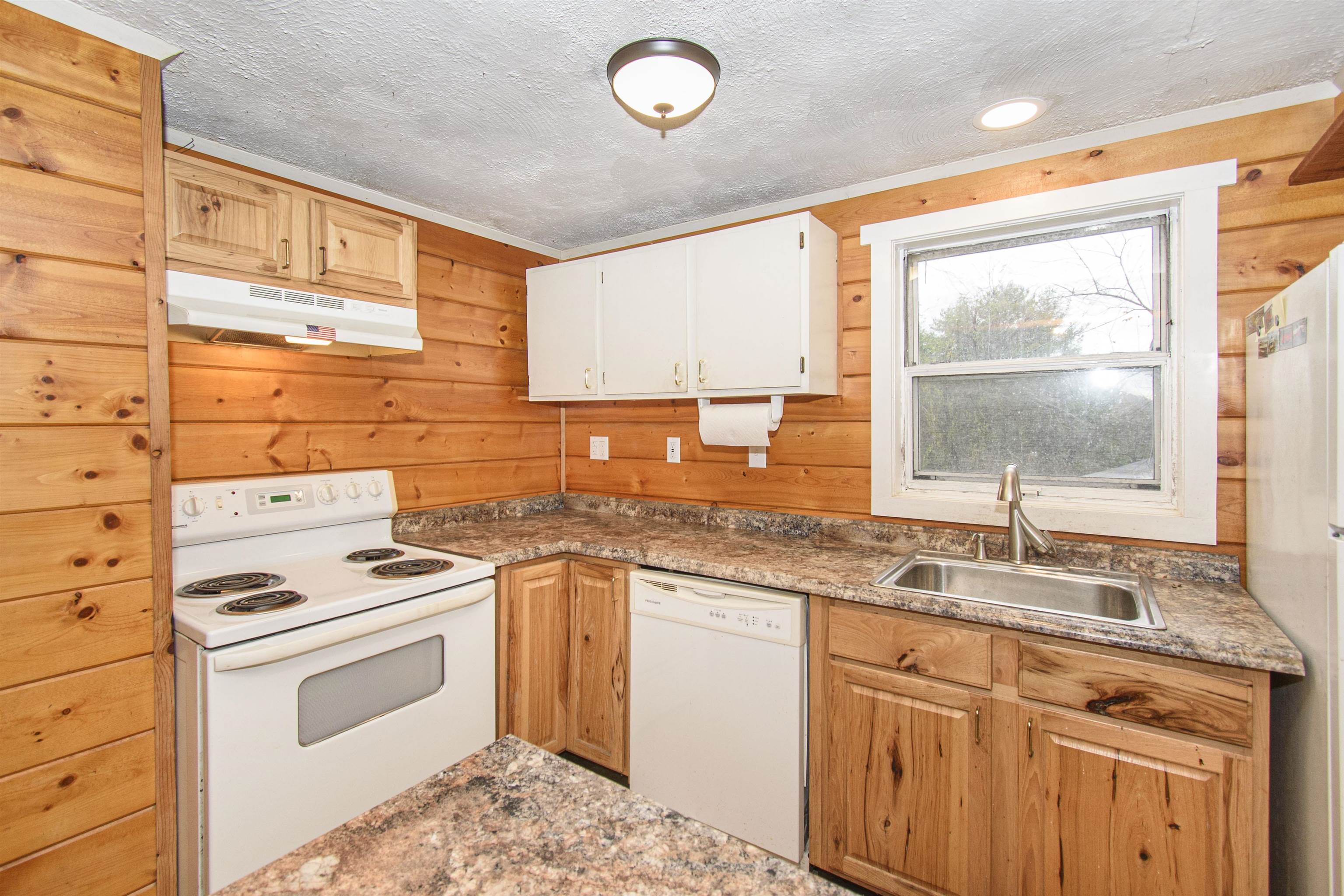 320 Stuart Road SE Copper Hill VA 24079