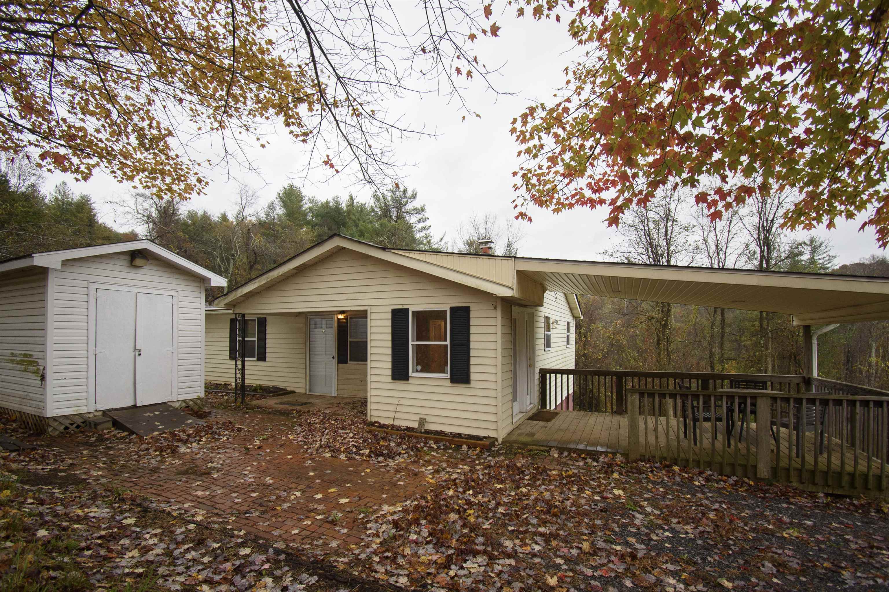 320 Stuart Road SE Copper Hill VA 24079