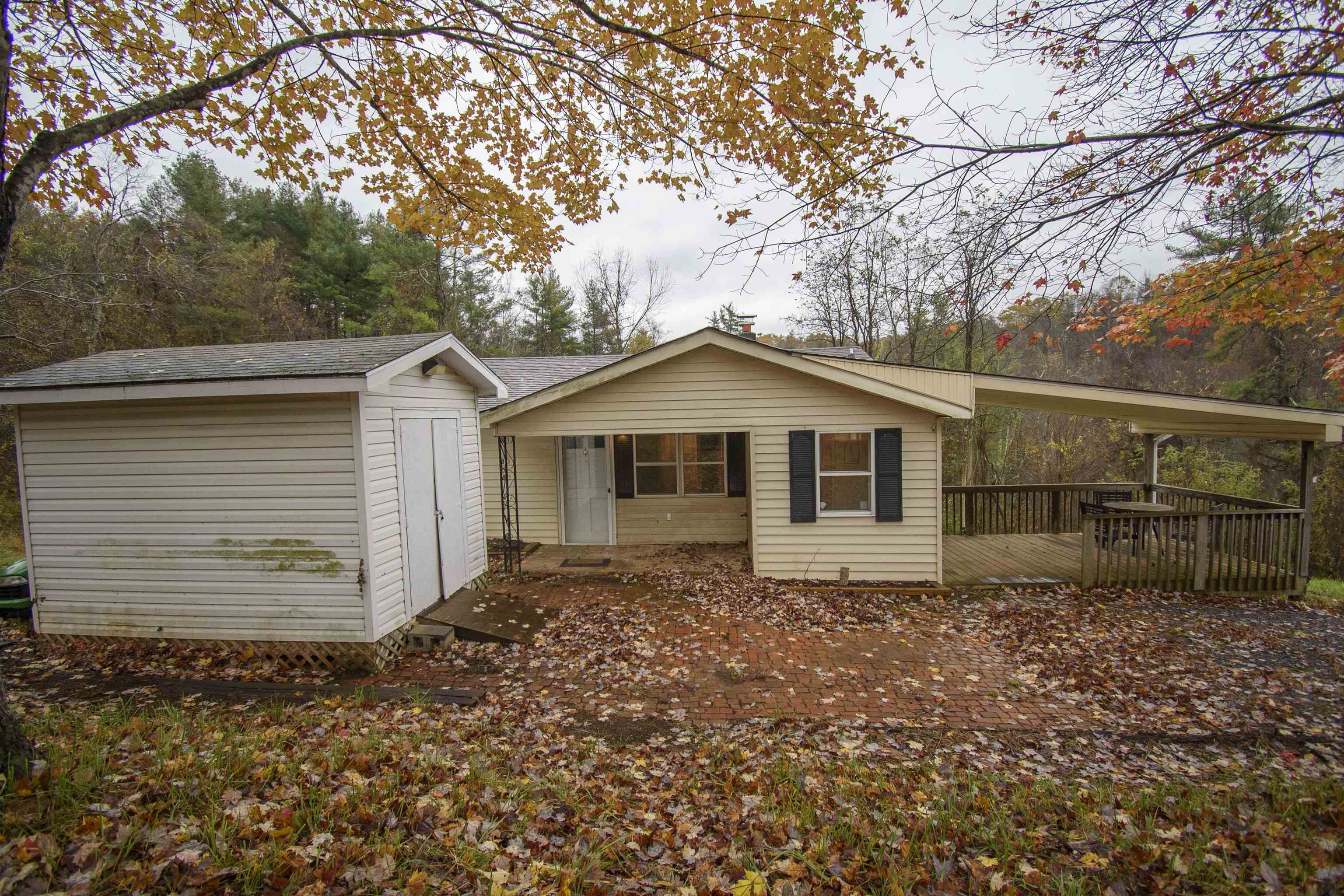 320 Stuart Road SE Copper Hill VA 24079