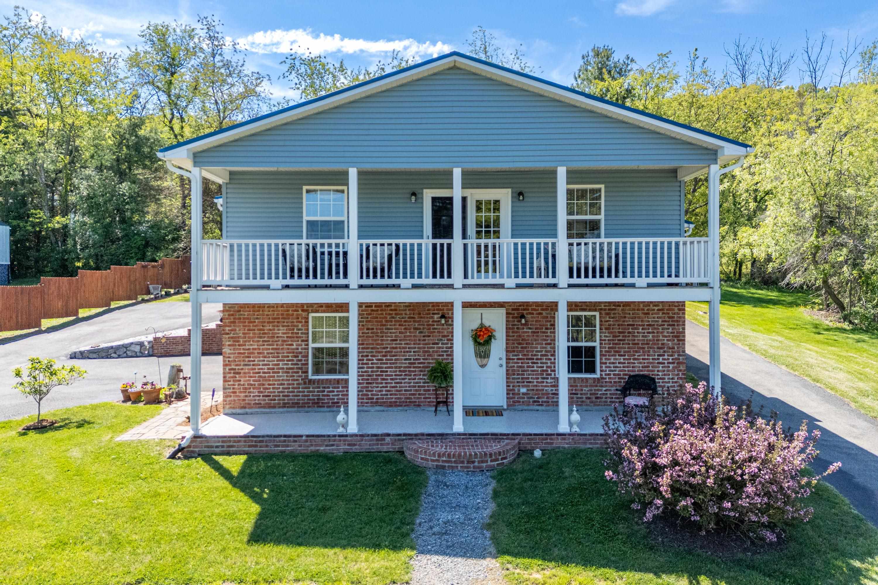 1365 W Ridge Road Wytheville VA 24382