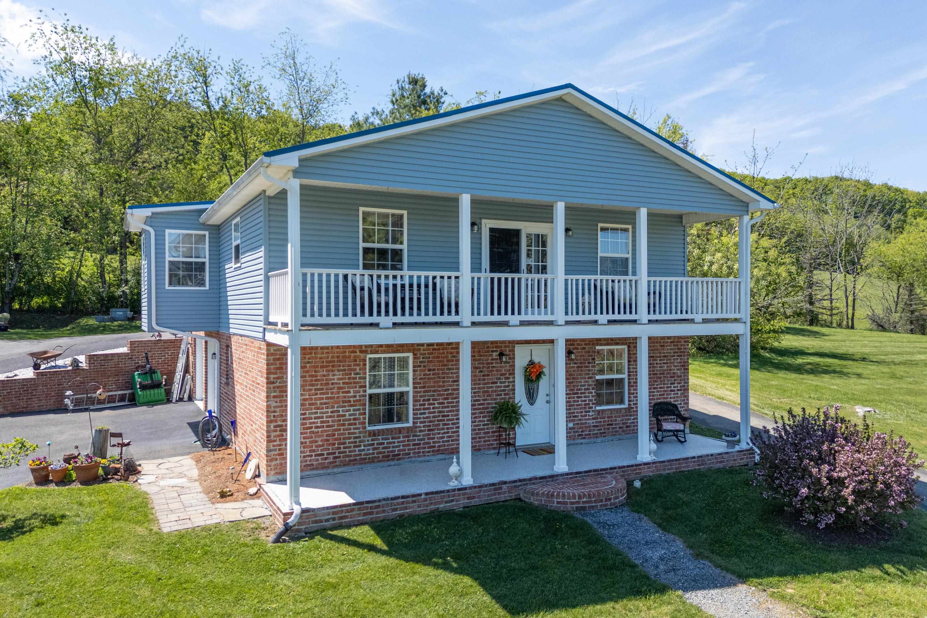 1365 W Ridge Road Wytheville VA 24382