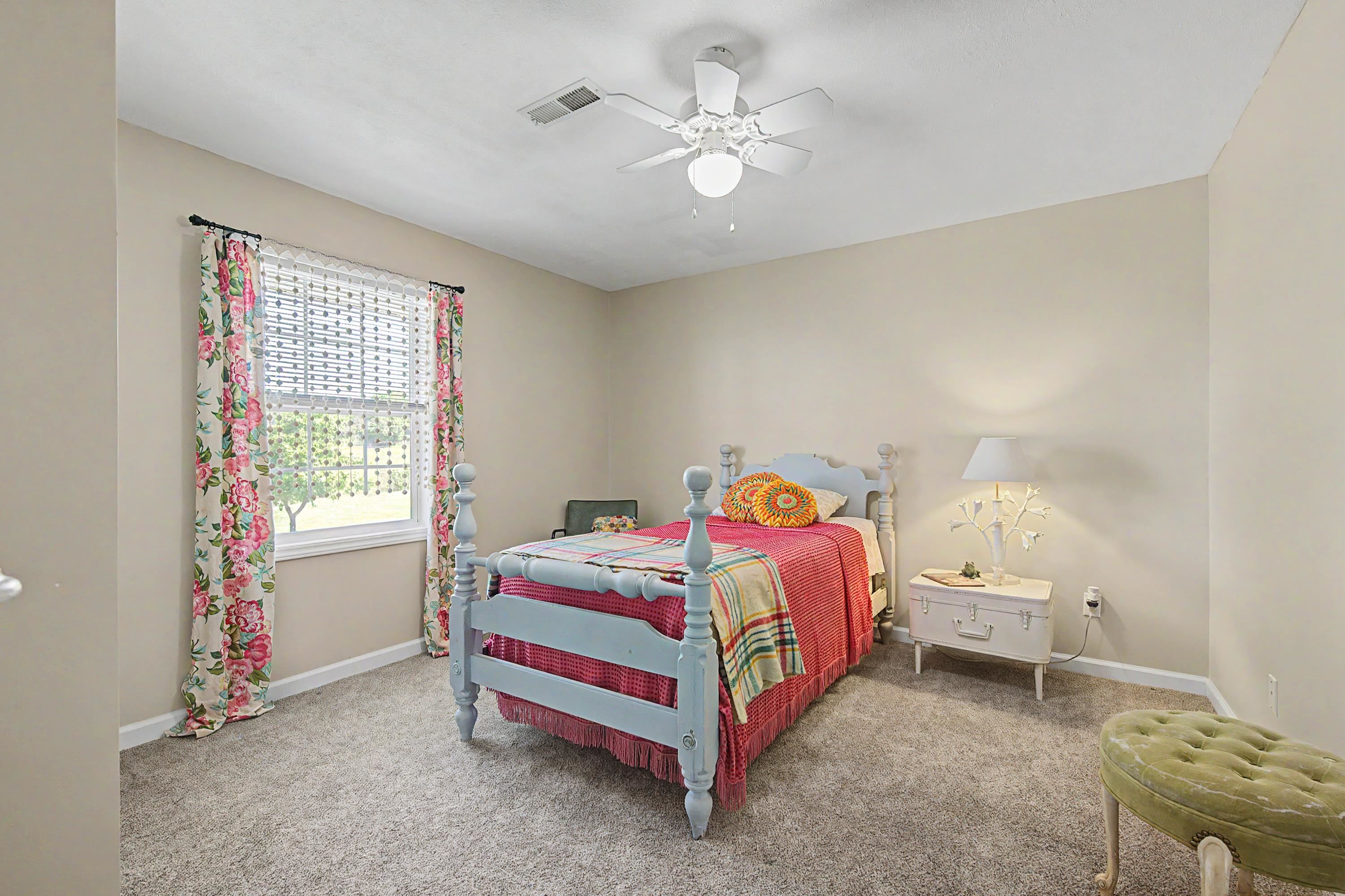 1365 W Ridge Road Wytheville VA 24382