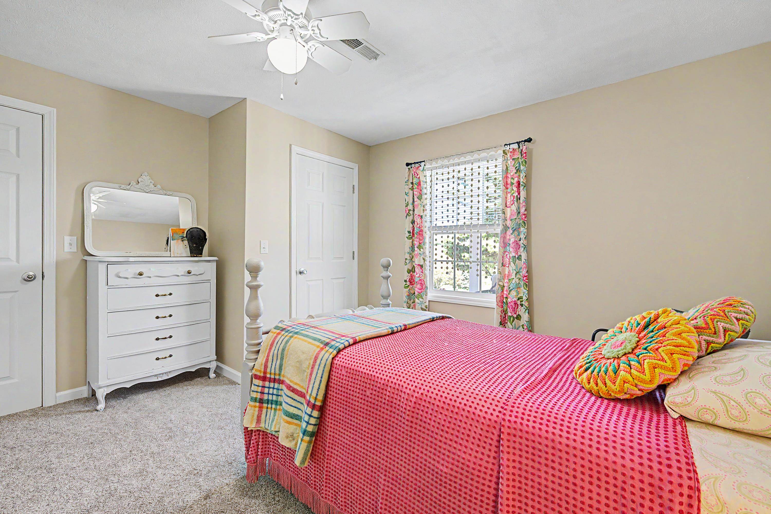1365 W Ridge Road Wytheville VA 24382