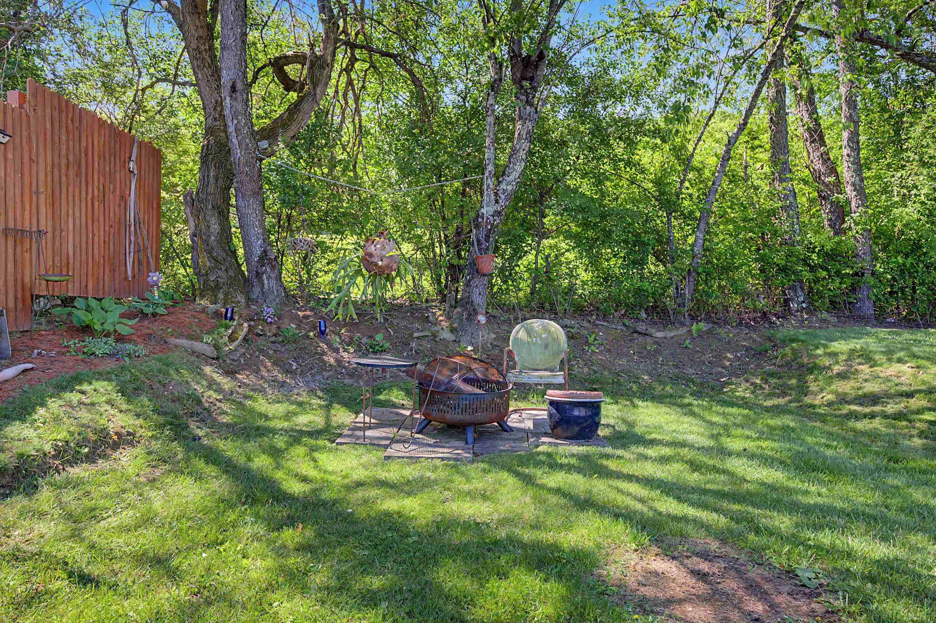 1365 W Ridge Road Wytheville VA 24382