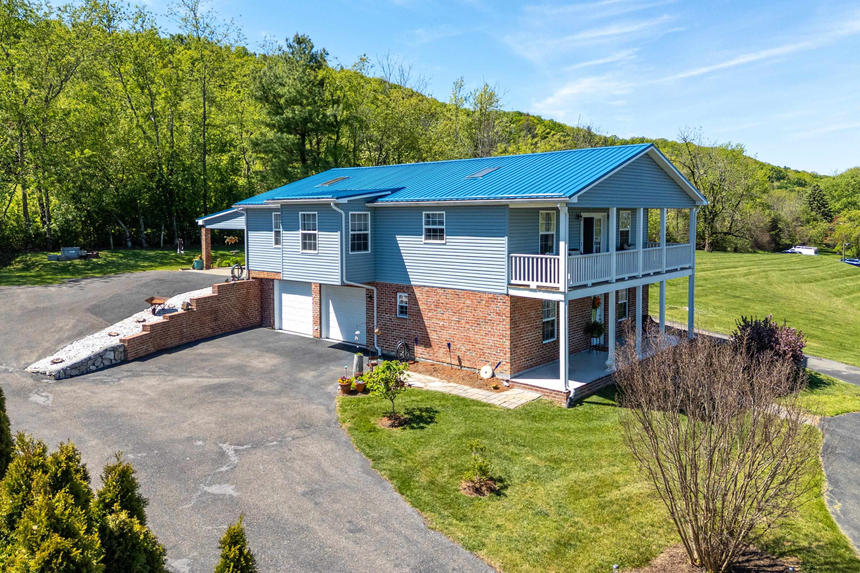 1365 W Ridge Road Wytheville VA 24382