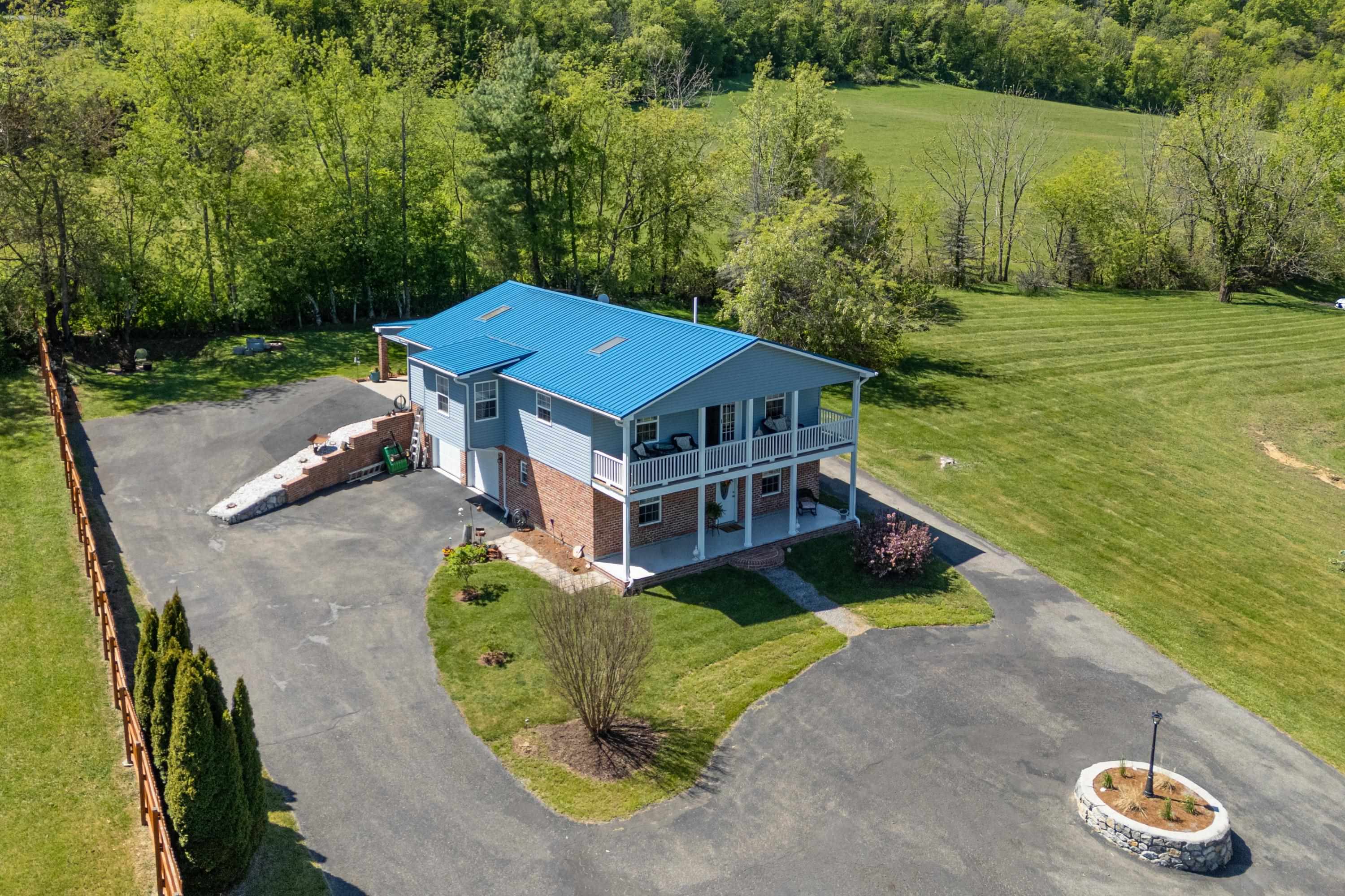 1365 W Ridge Road Wytheville VA 24382
