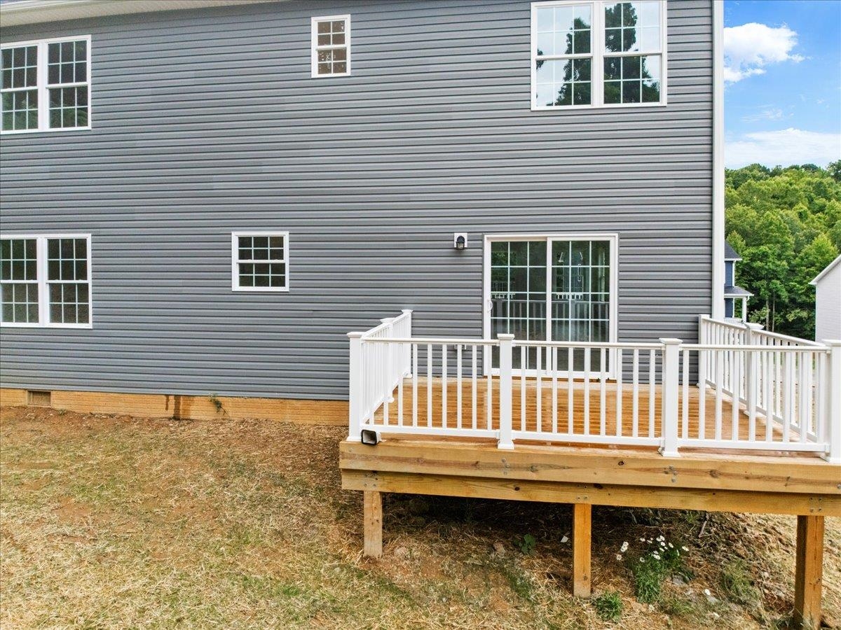 1431 Walnut Ridge Road Christiansburg VA 24073