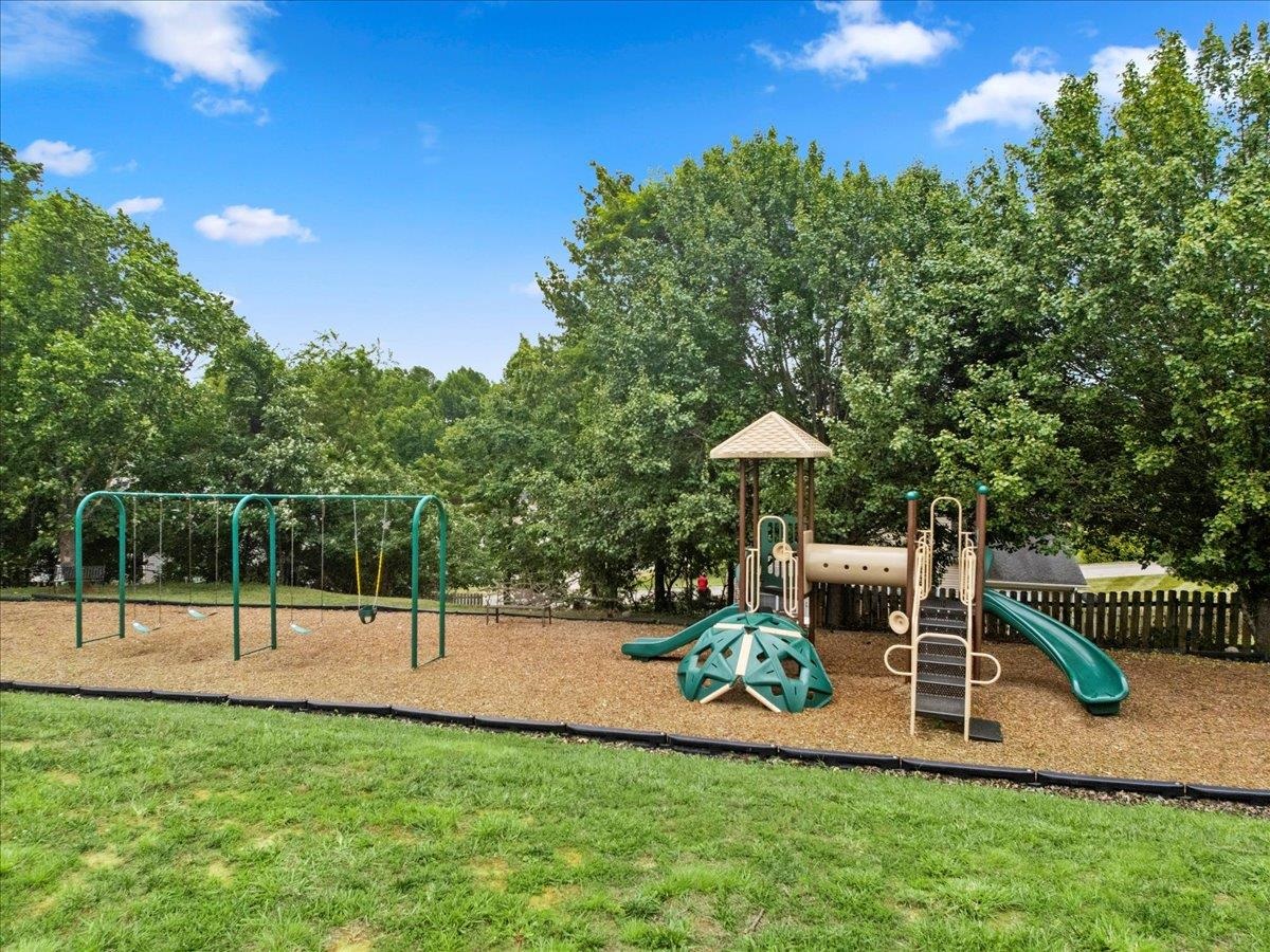 1431 Walnut Ridge Road Christiansburg VA 24073