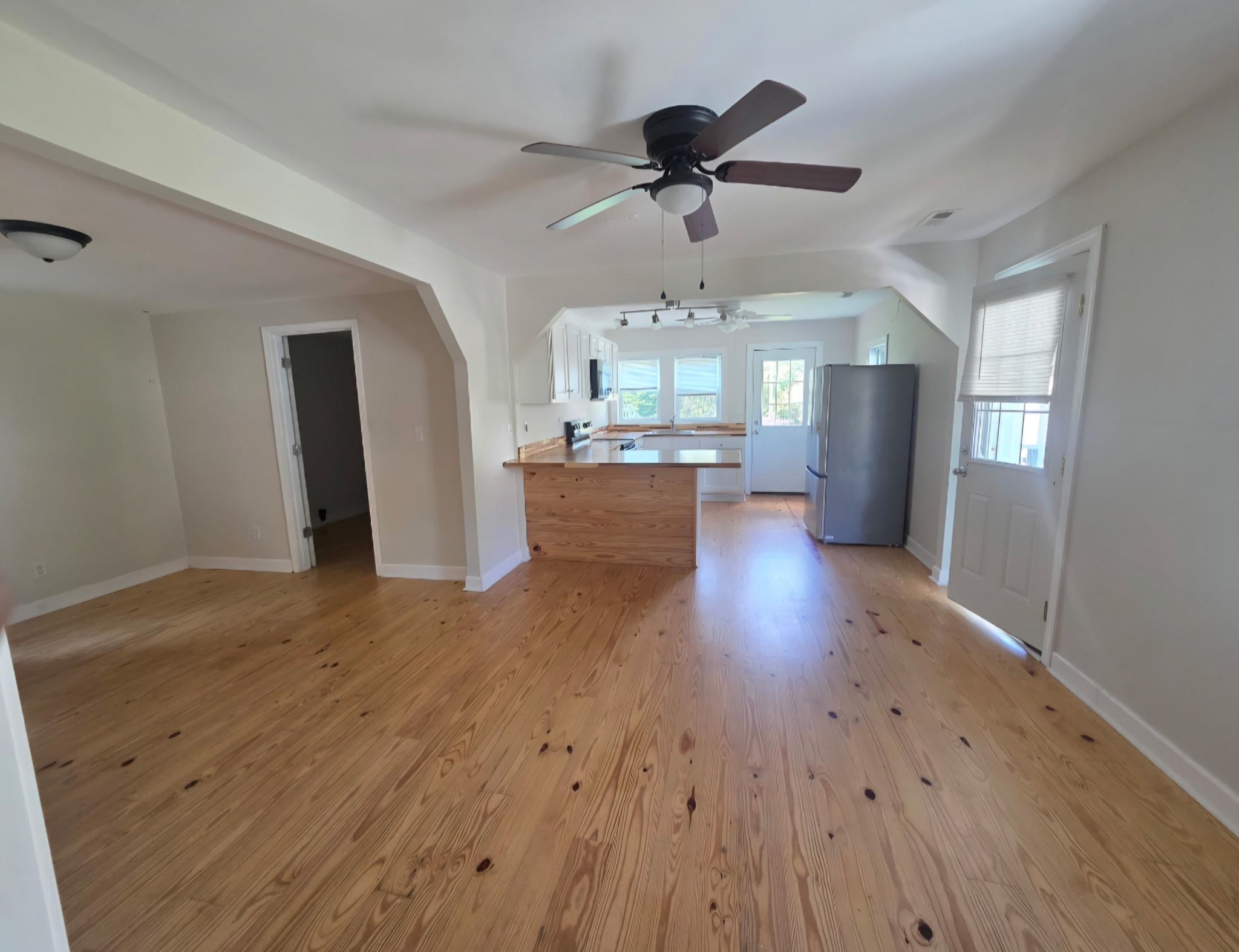 108 George Street Narrows VA 24124