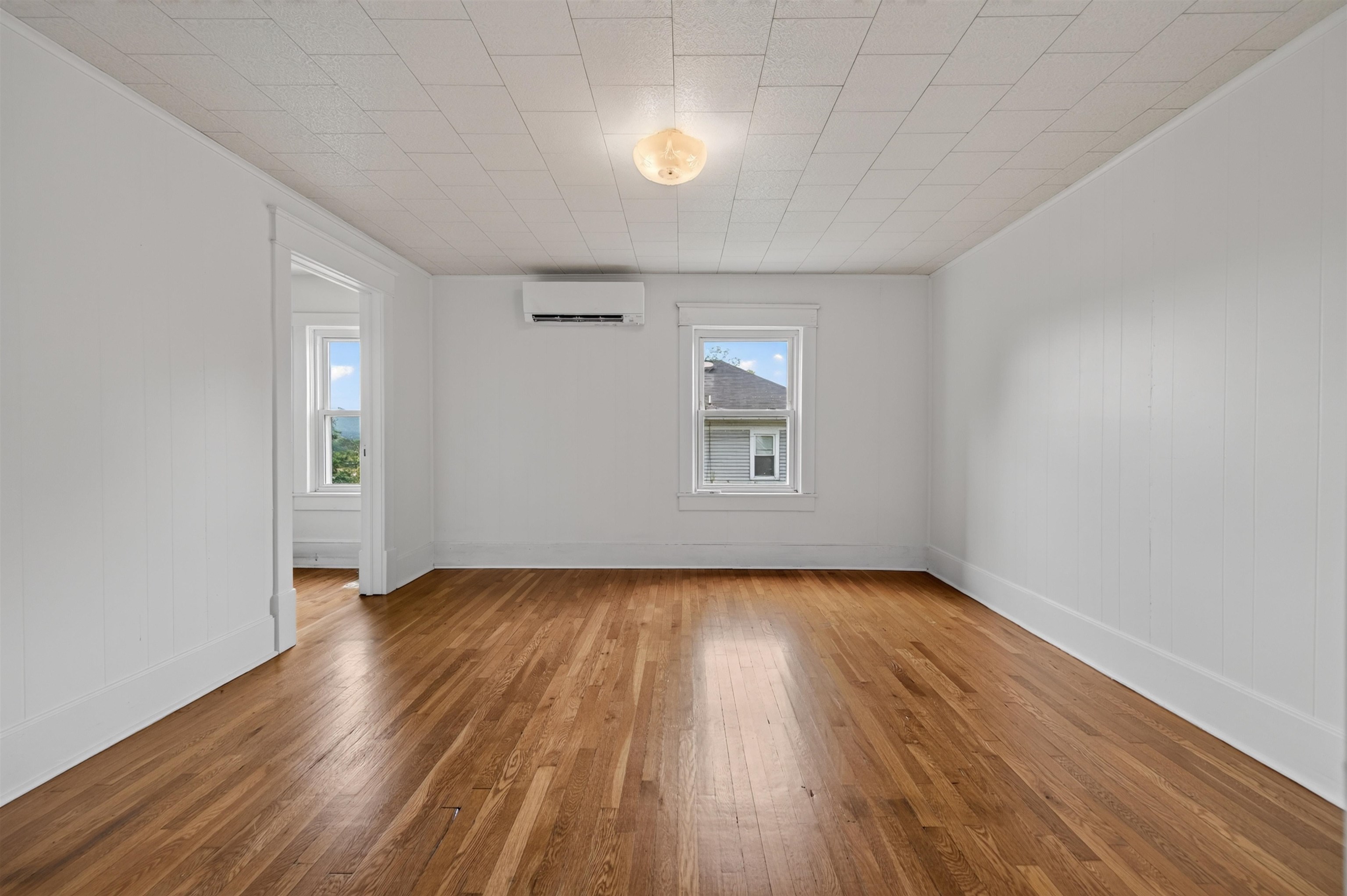 1020 W Main Street Wytheville VA 24382