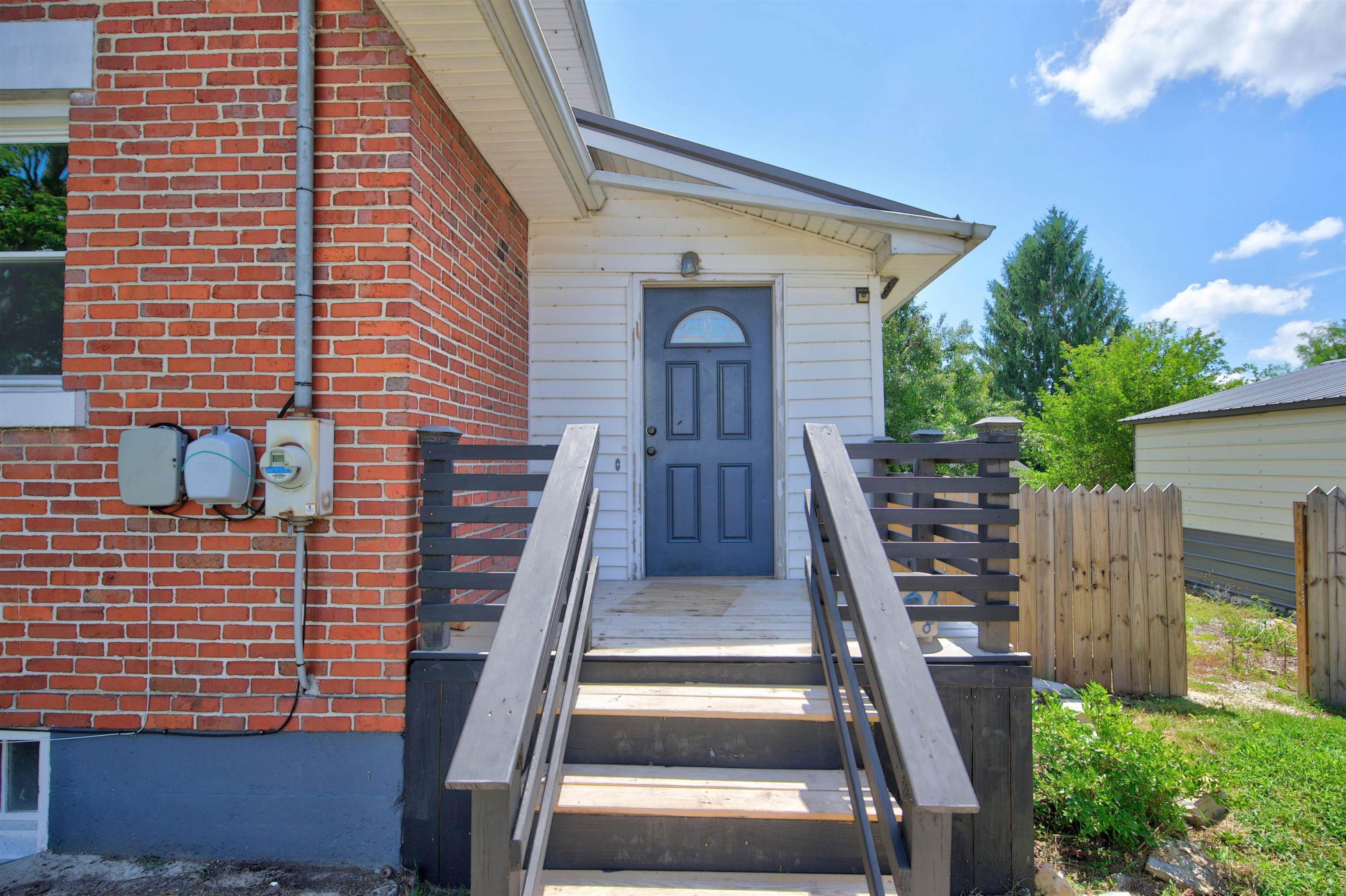 1020 W Main Street Wytheville VA 24382