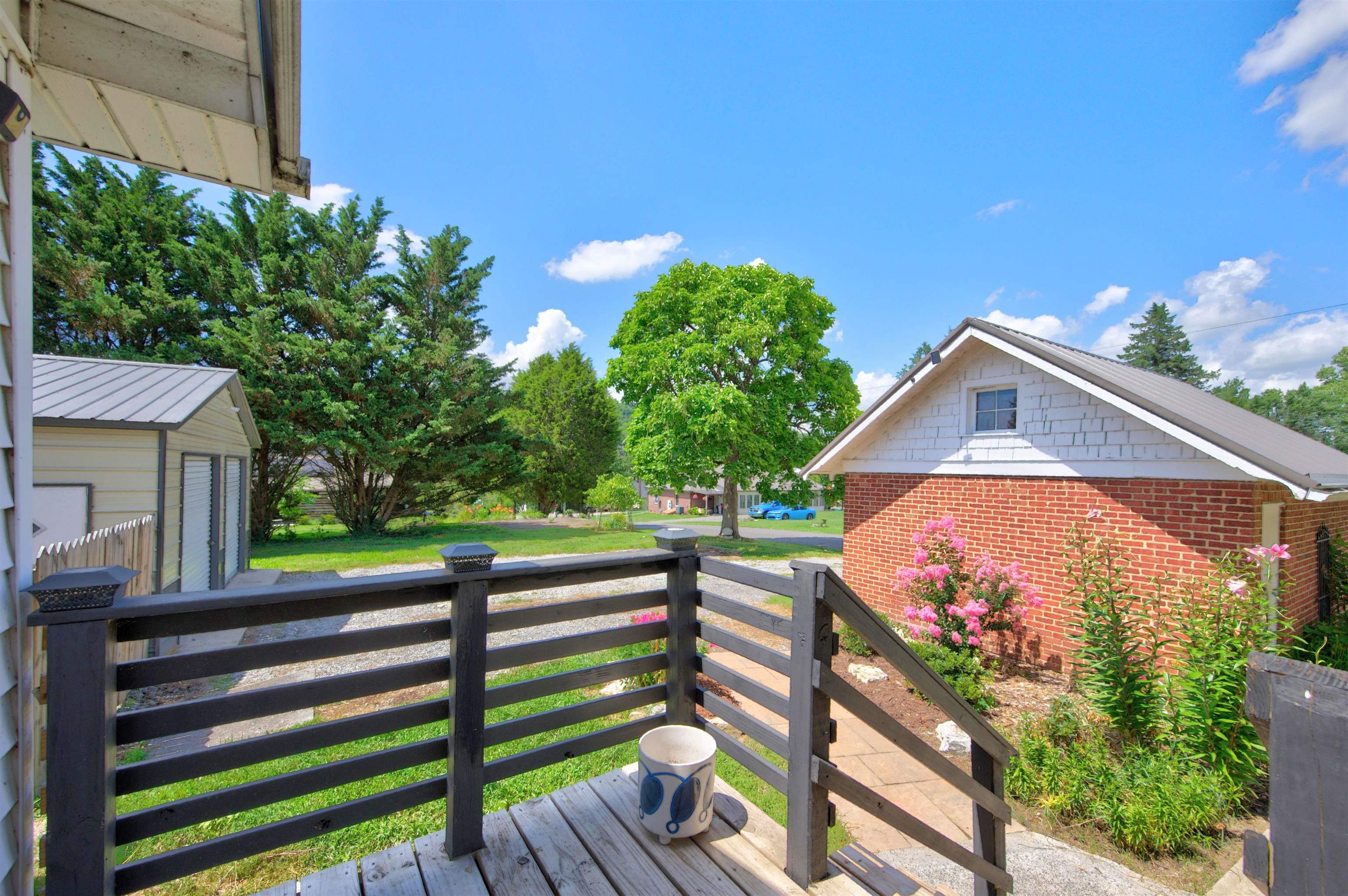 1020 W Main Street Wytheville VA 24382