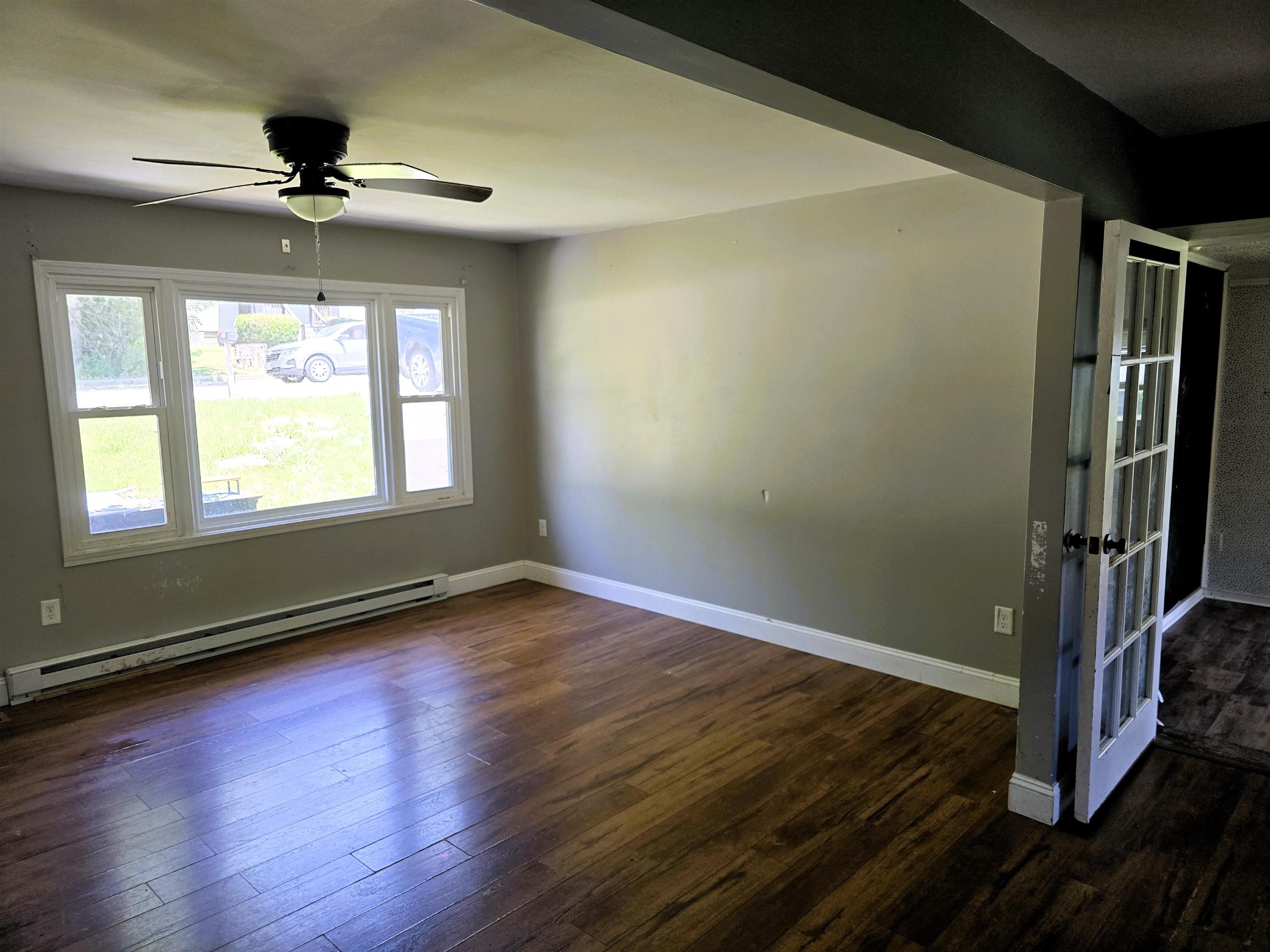 107 E Buck Avenue Rural Retreat VA 24368