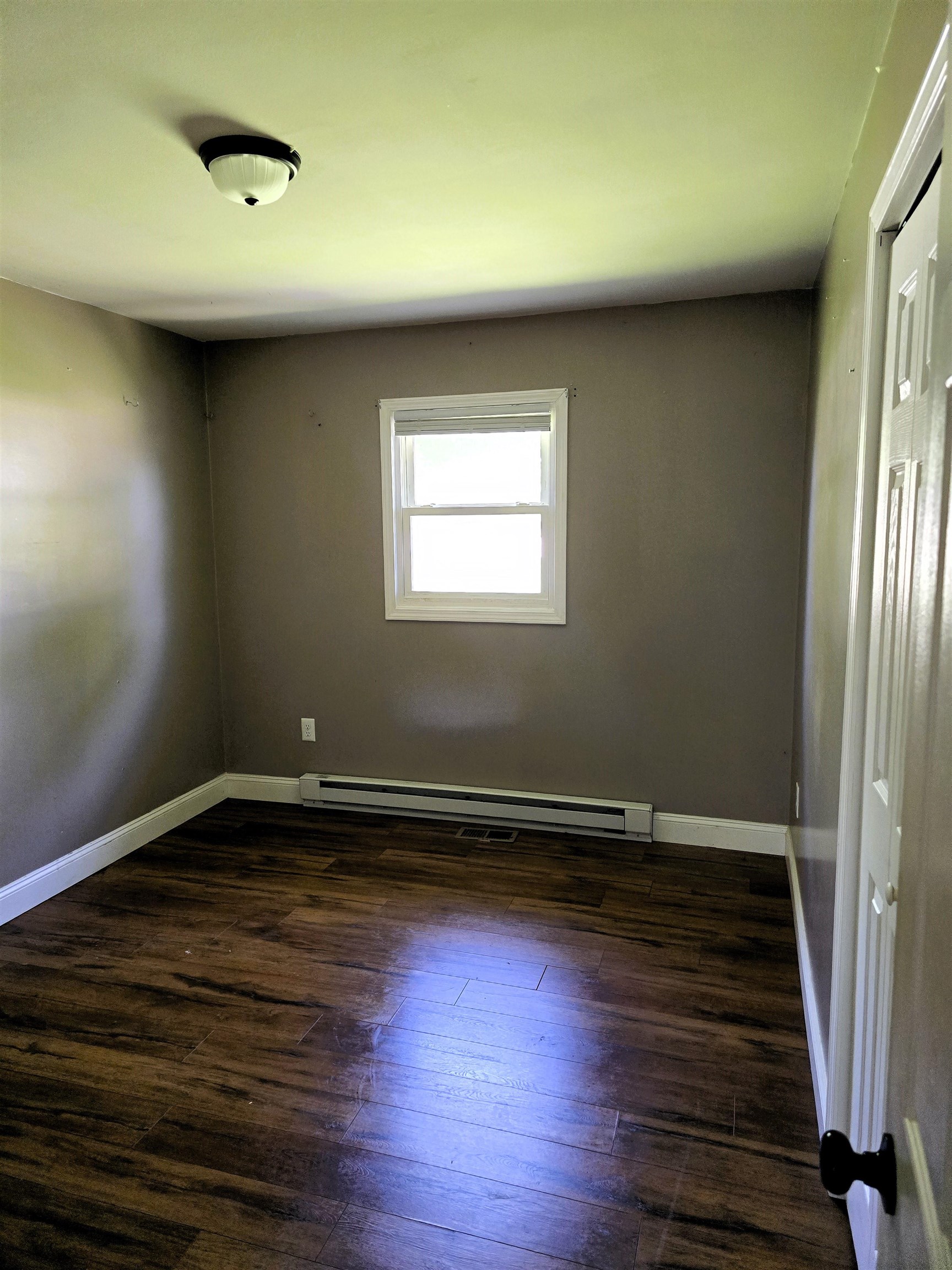107 E Buck Avenue Rural Retreat VA 24368
