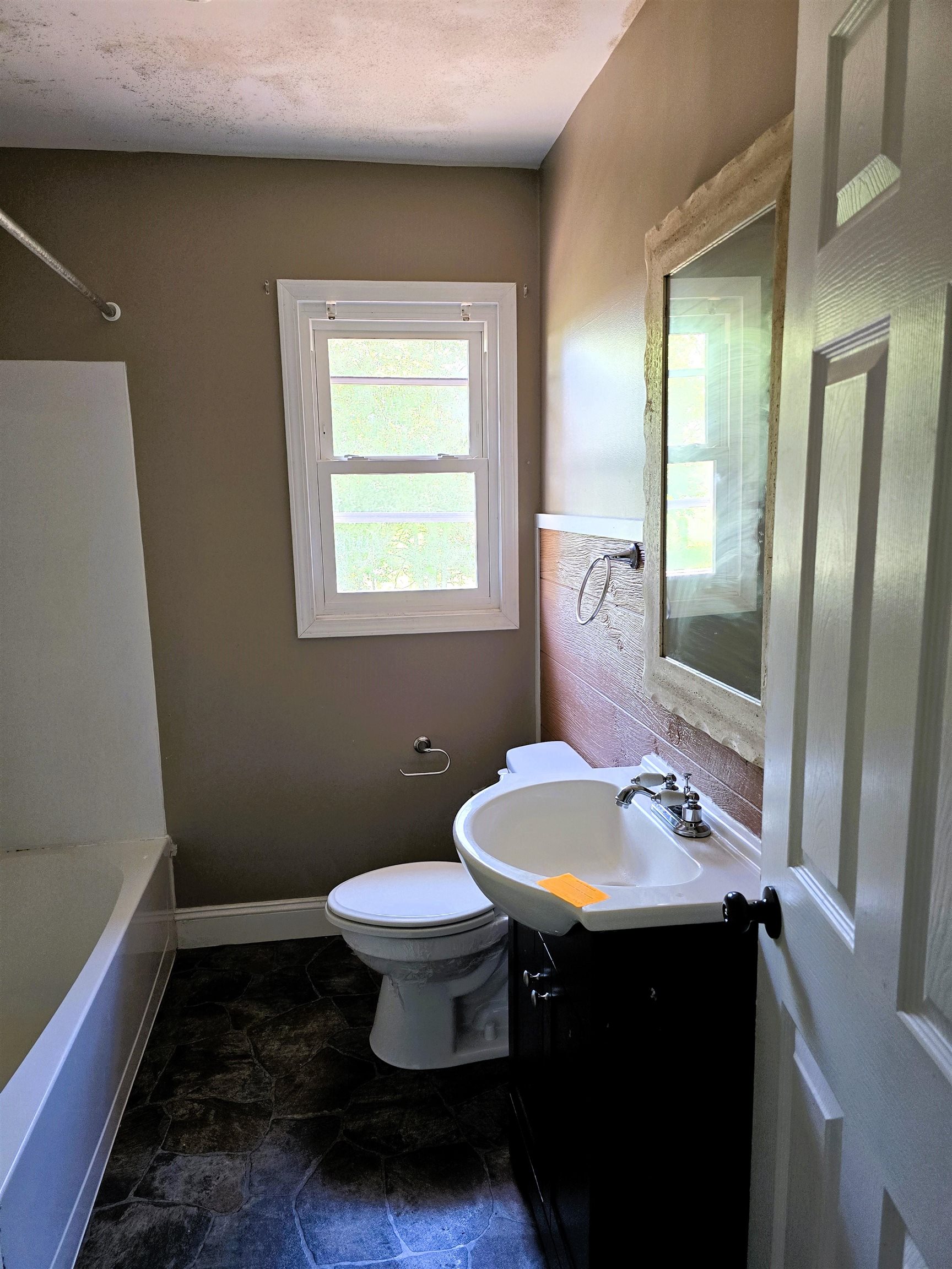 107 E Buck Avenue Rural Retreat VA 24368