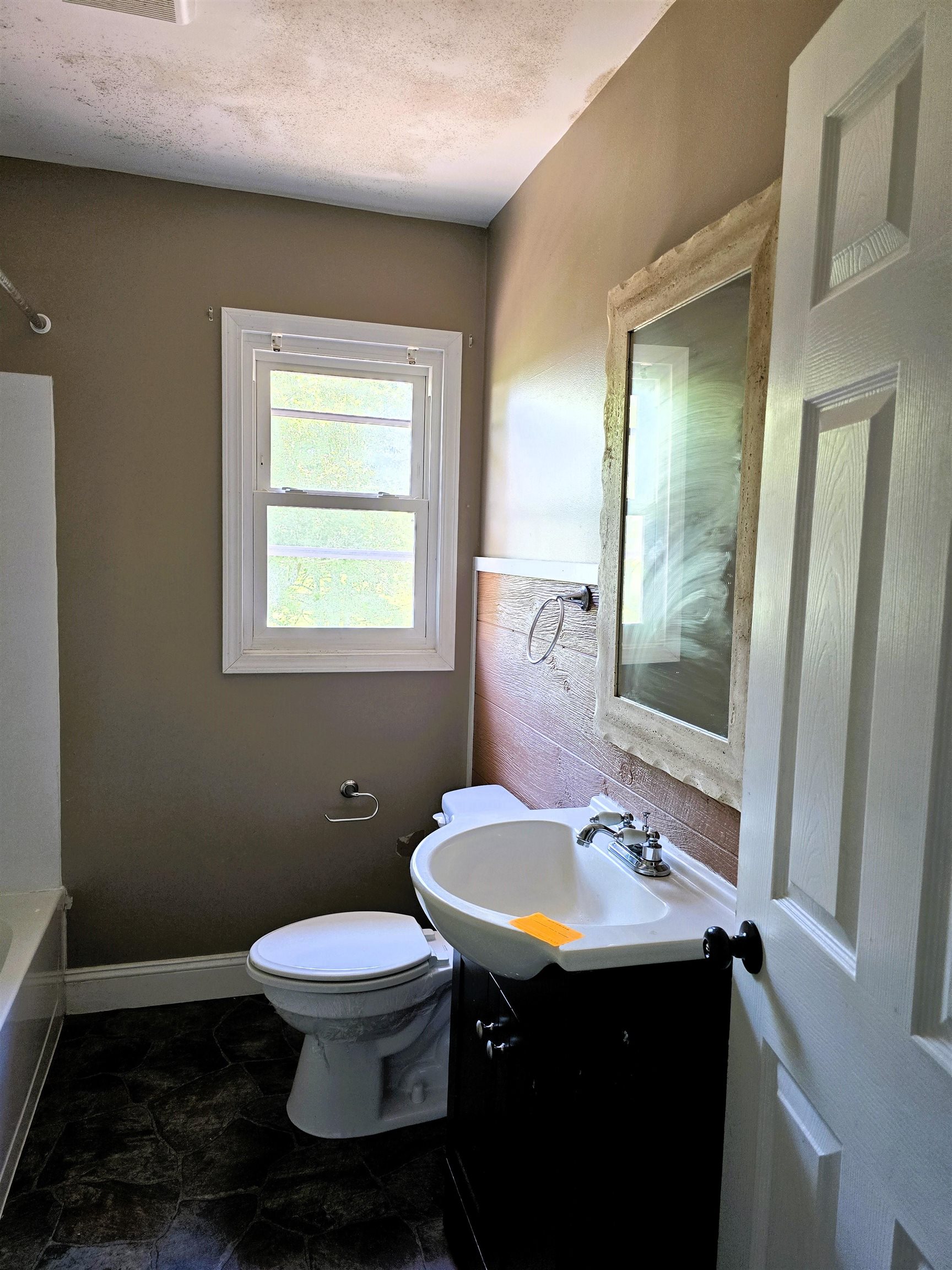 107 E Buck Avenue Rural Retreat VA 24368