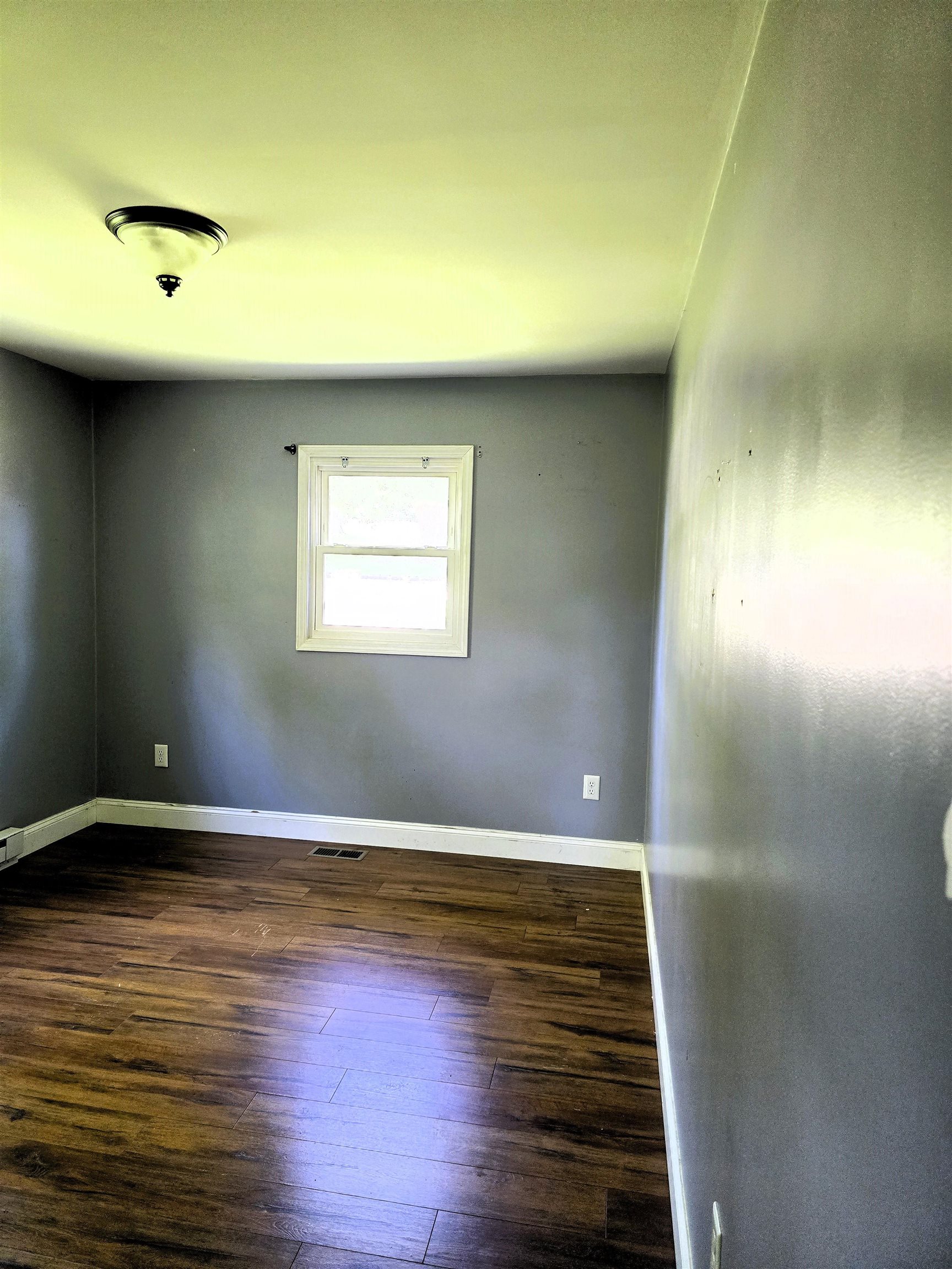 107 E Buck Avenue Rural Retreat VA 24368