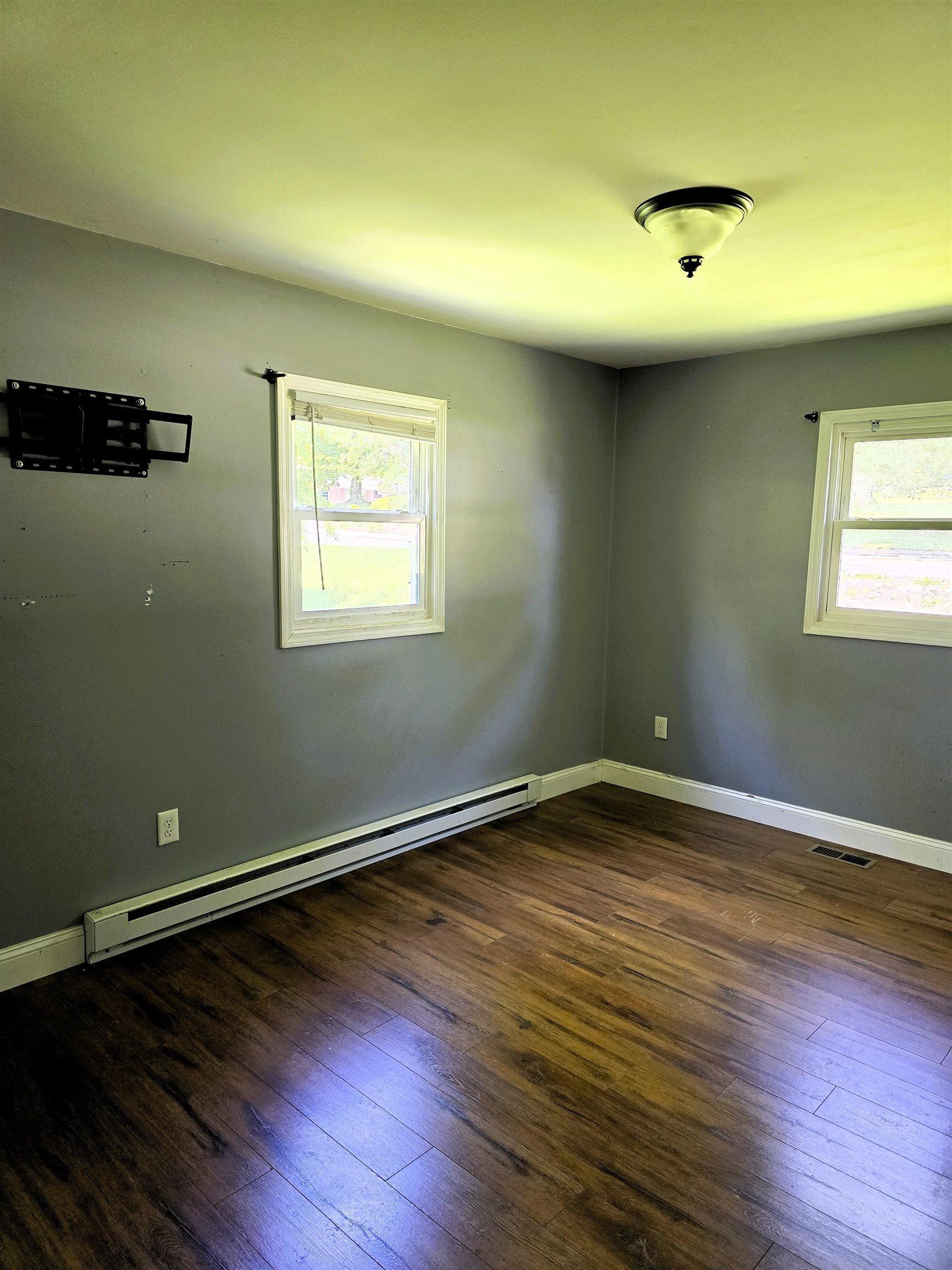107 E Buck Avenue Rural Retreat VA 24368