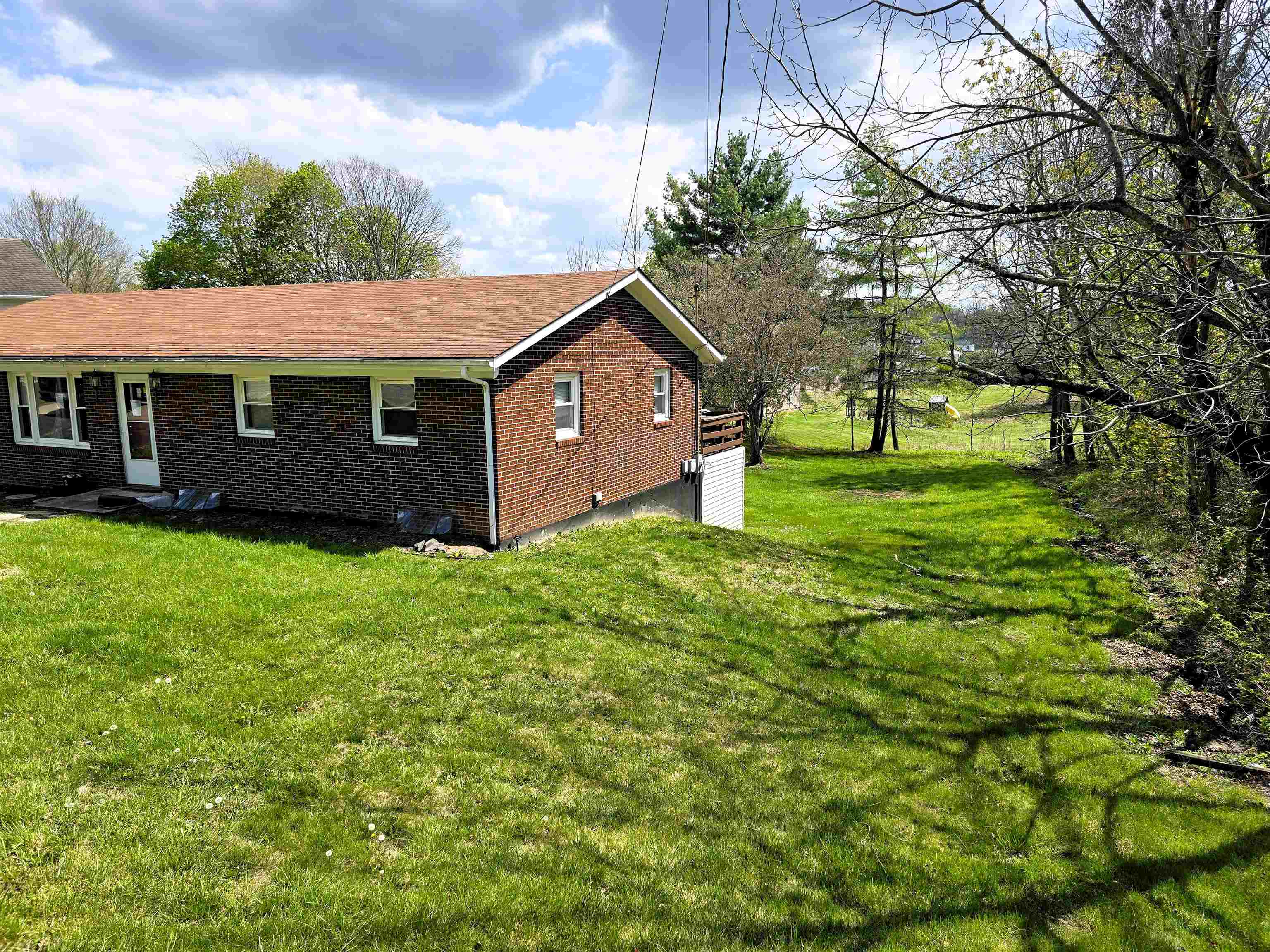 107 E Buck Avenue Rural Retreat VA 24368