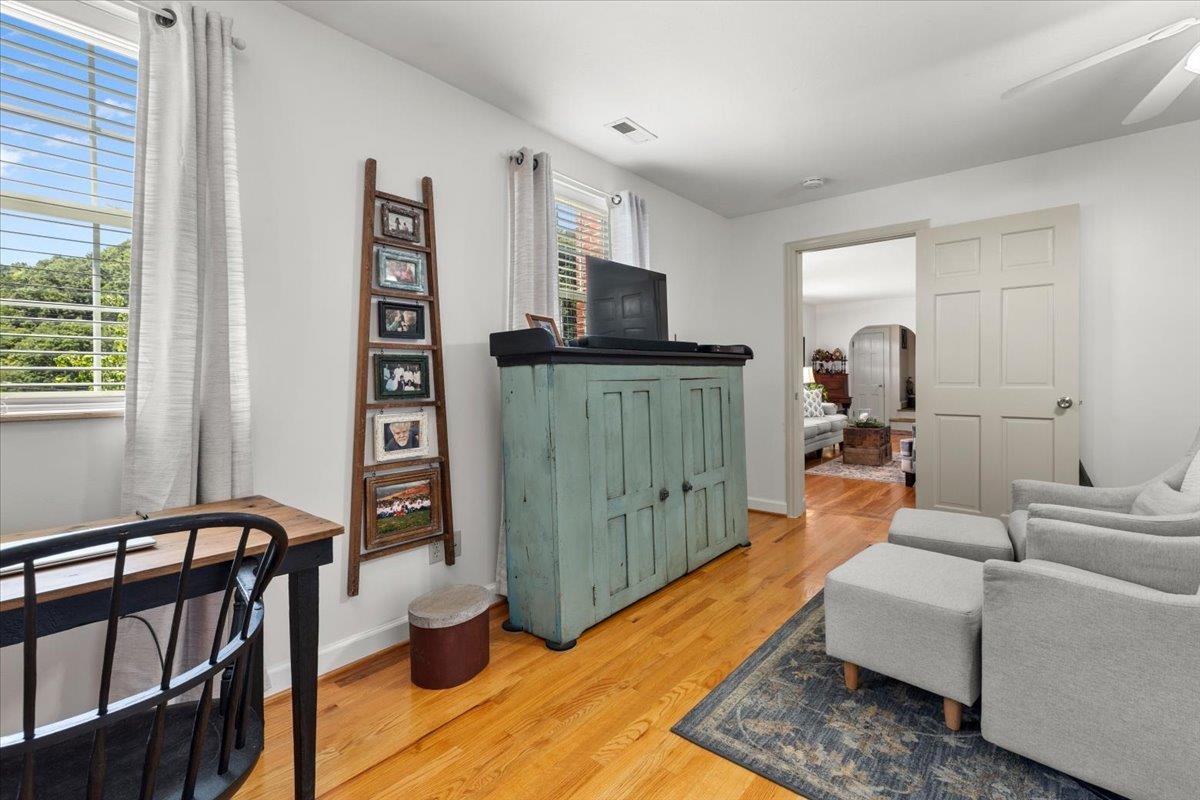 109 Bland Street Narrows VA 24124