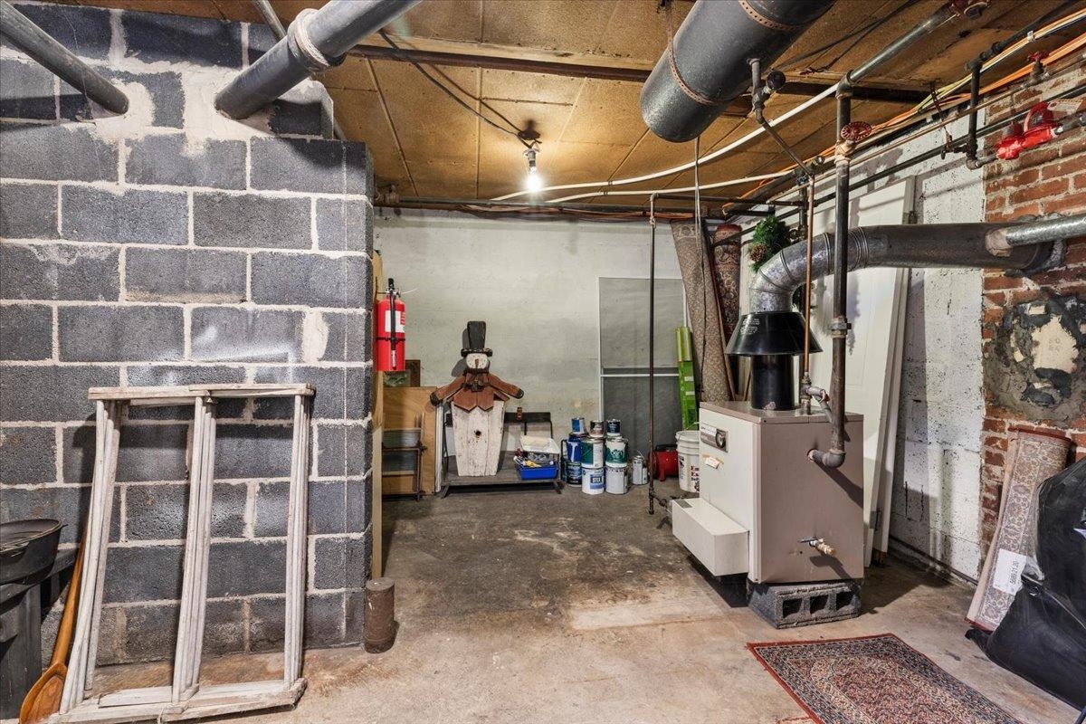 109 Bland Street Narrows VA 24124