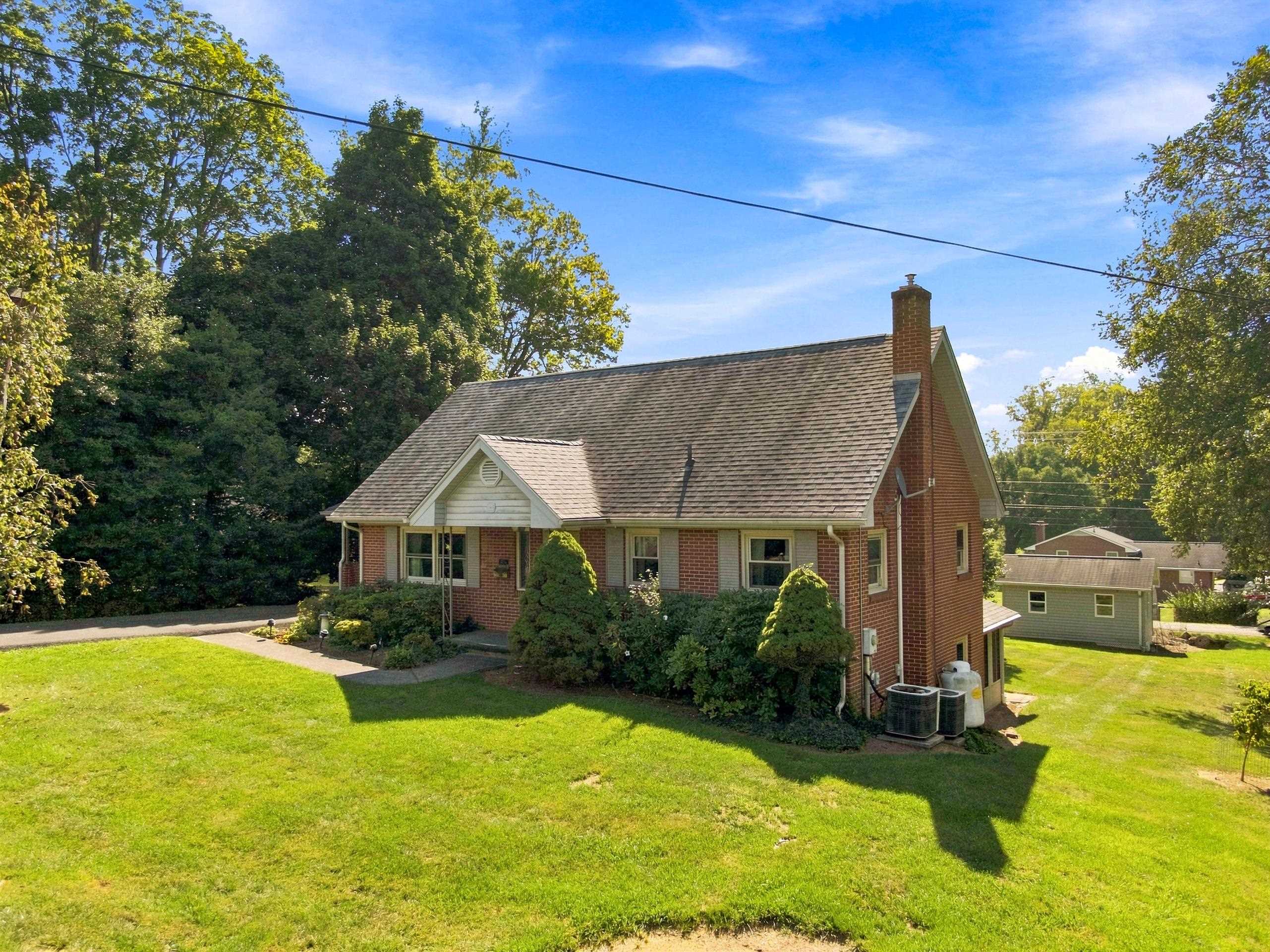 616 4th Street Radford VA 24141
