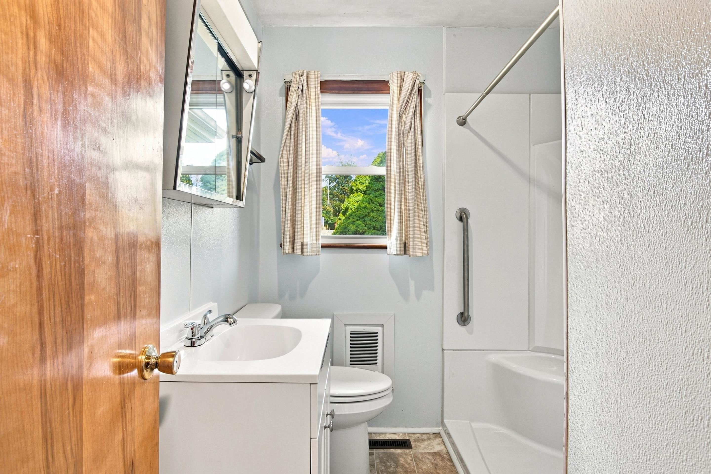 616 4th Street Radford VA 24141