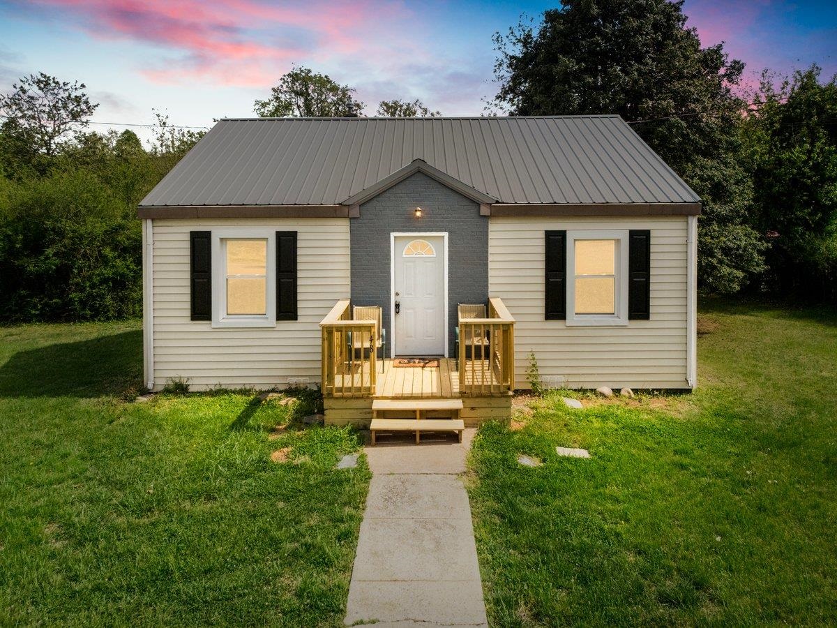 48 Upland Drive Salem VA 24153