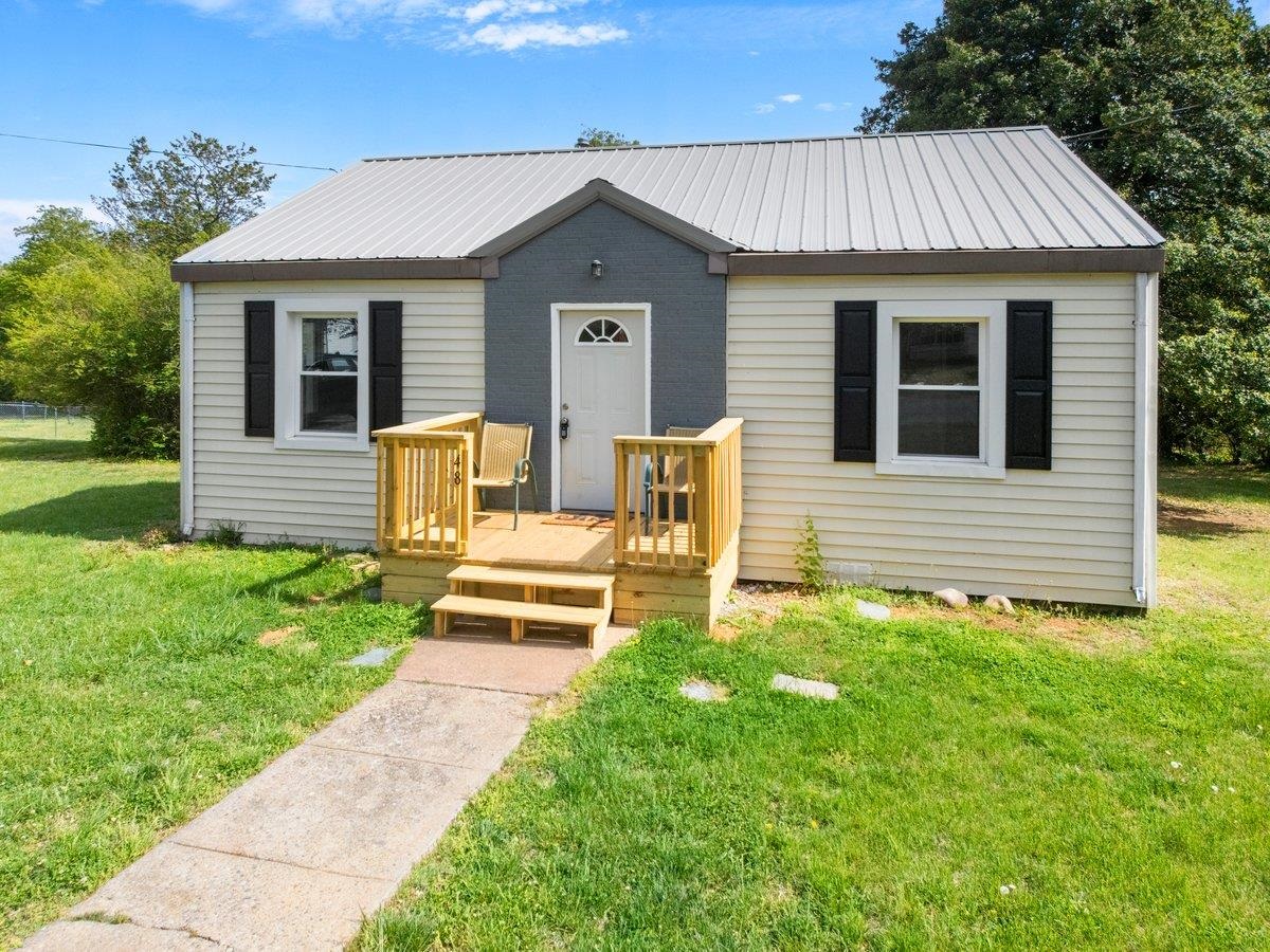 48 Upland Drive Salem VA 24153
