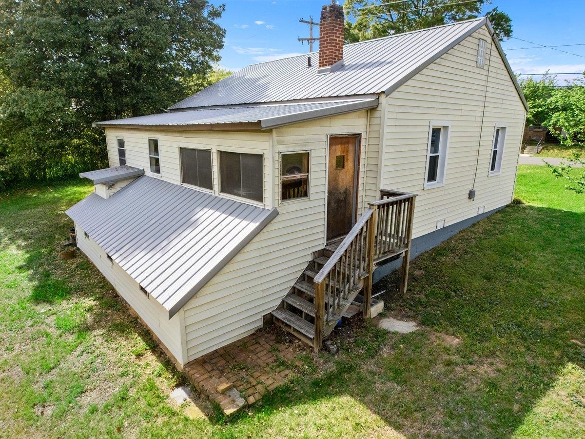 48 Upland Drive Salem VA 24153