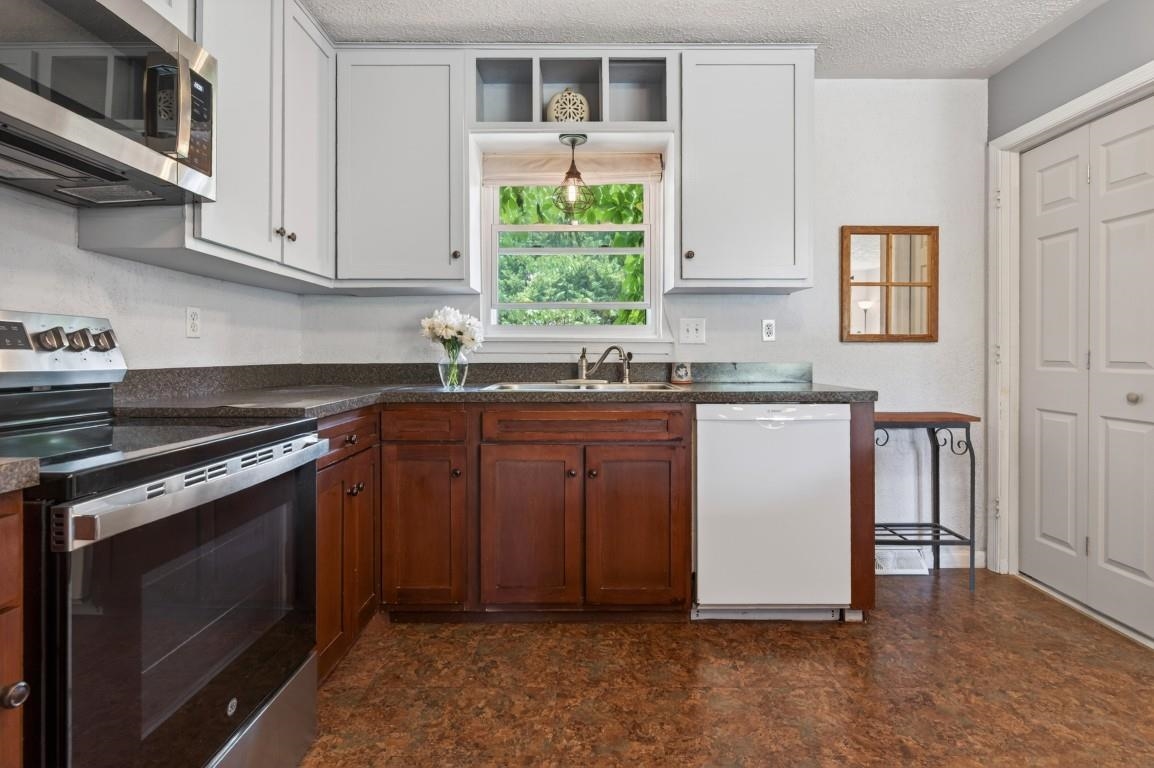 109 Kirkwood Drive Radford VA 24141