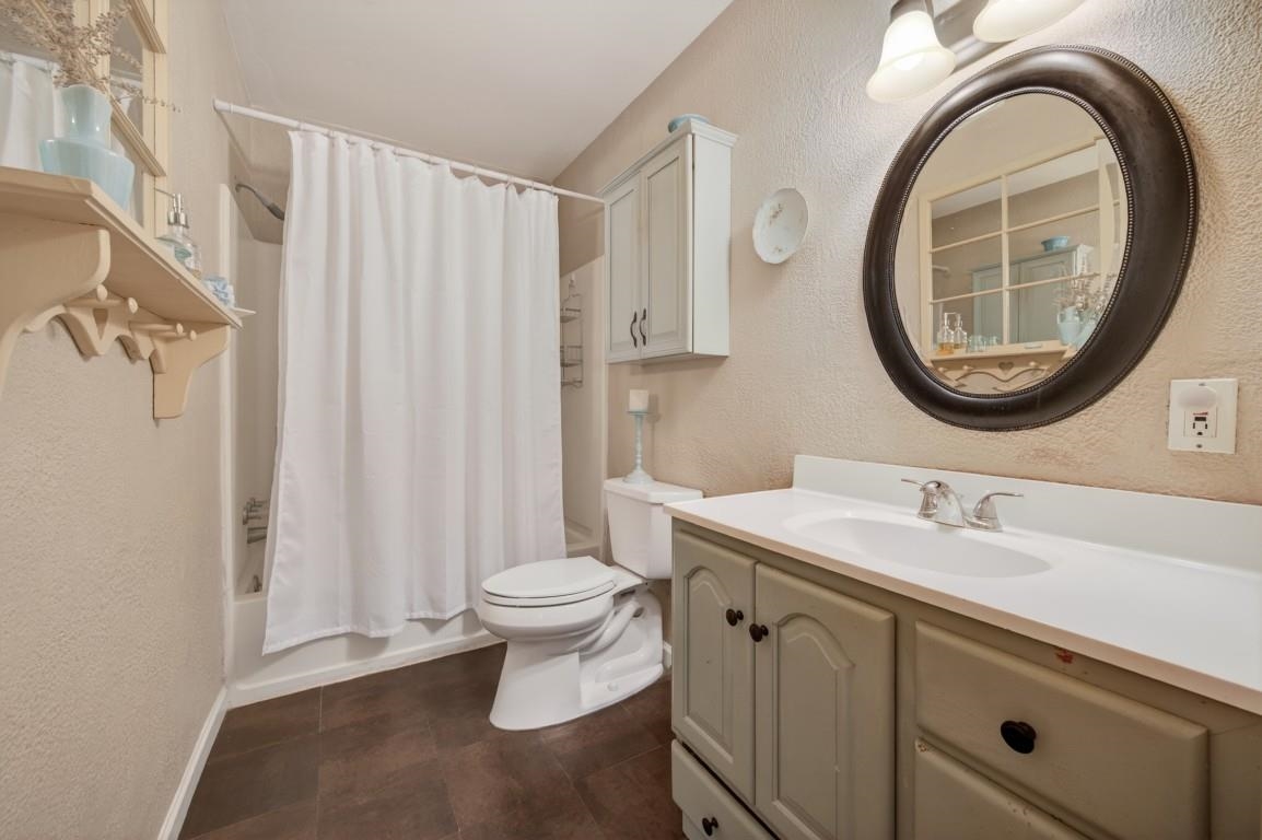 109 Kirkwood Drive Radford VA 24141