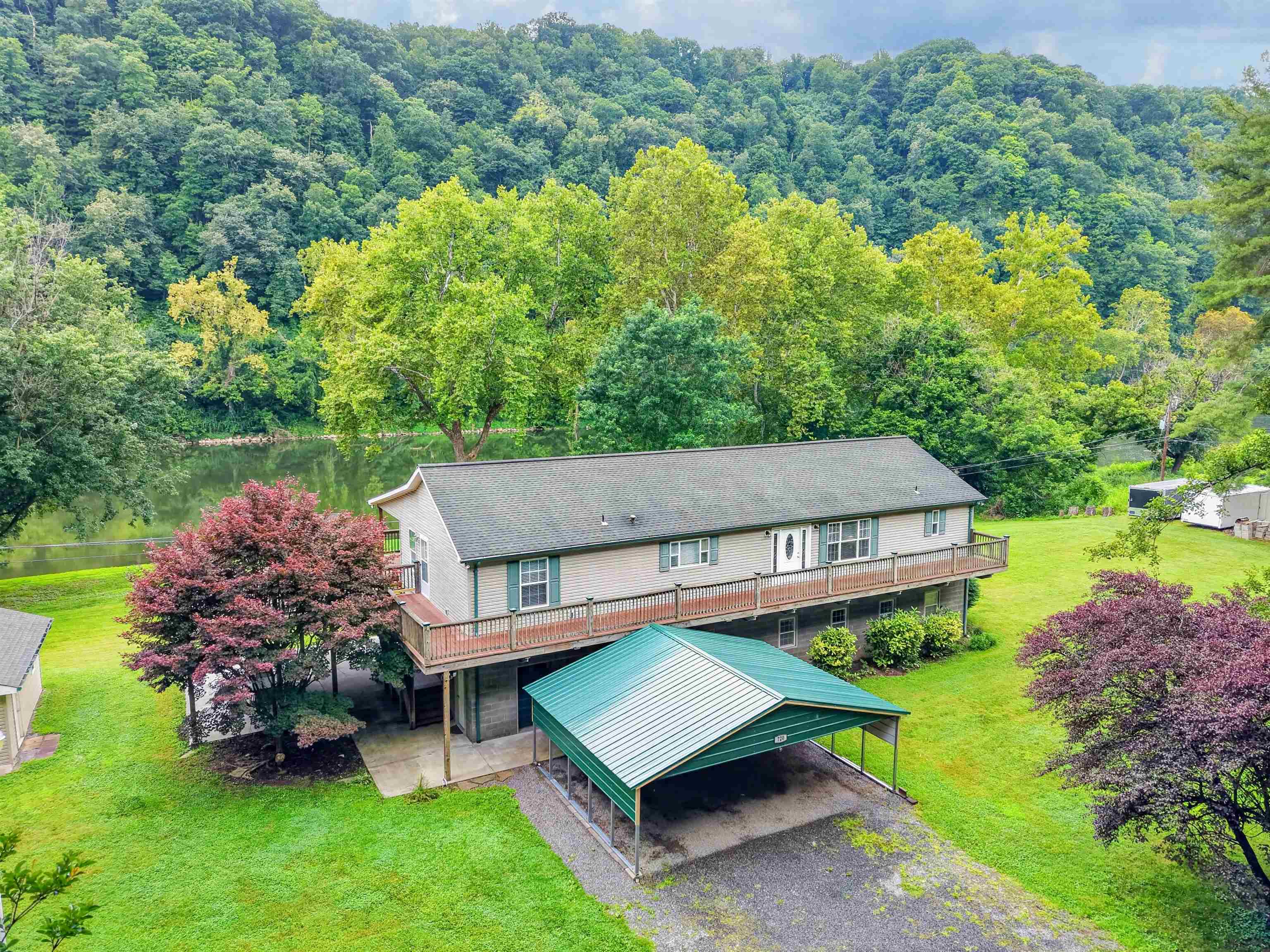 720 Caboose Lane Pembroke VA 24136