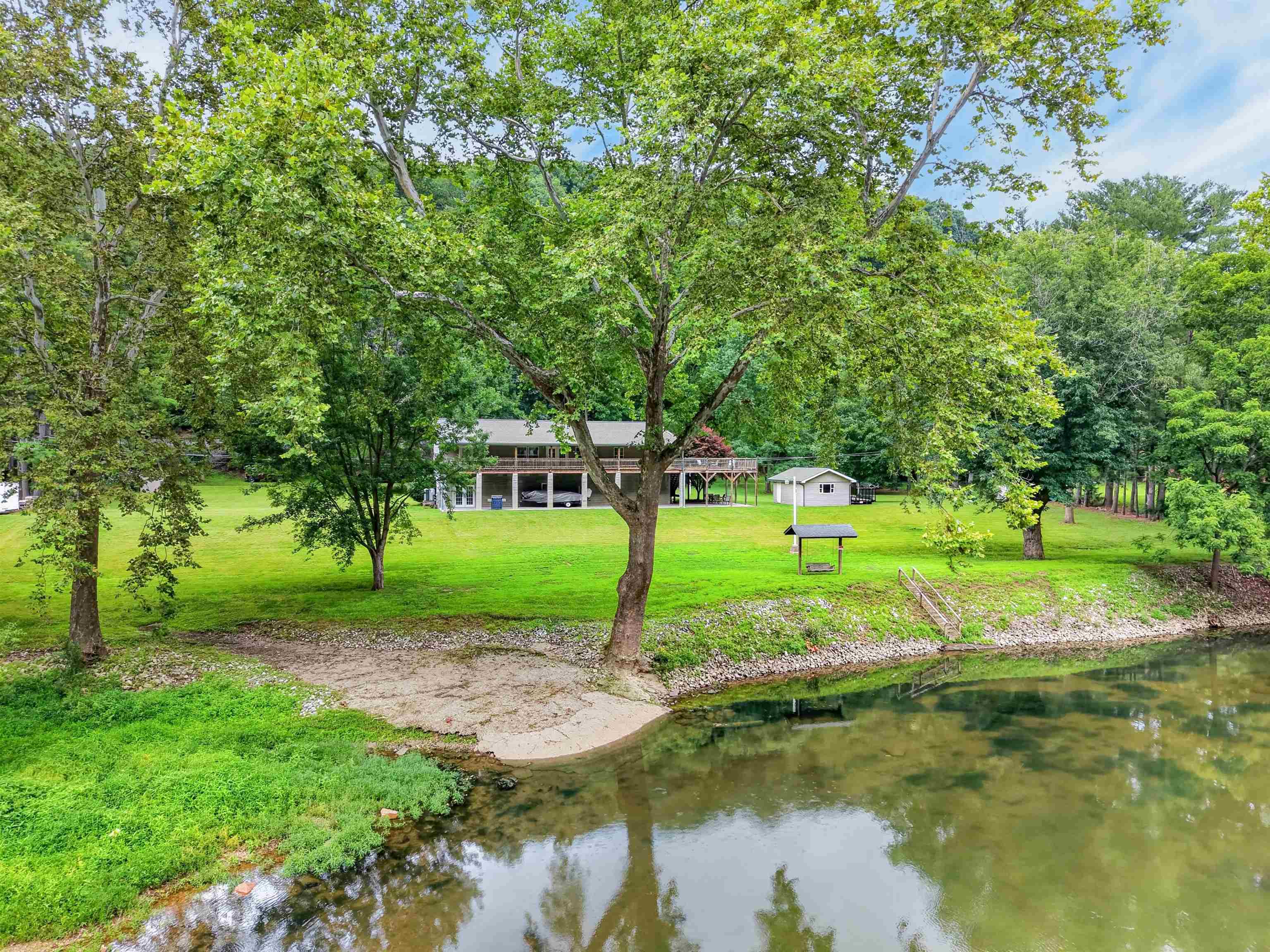 720 Caboose Lane Pembroke VA 24136