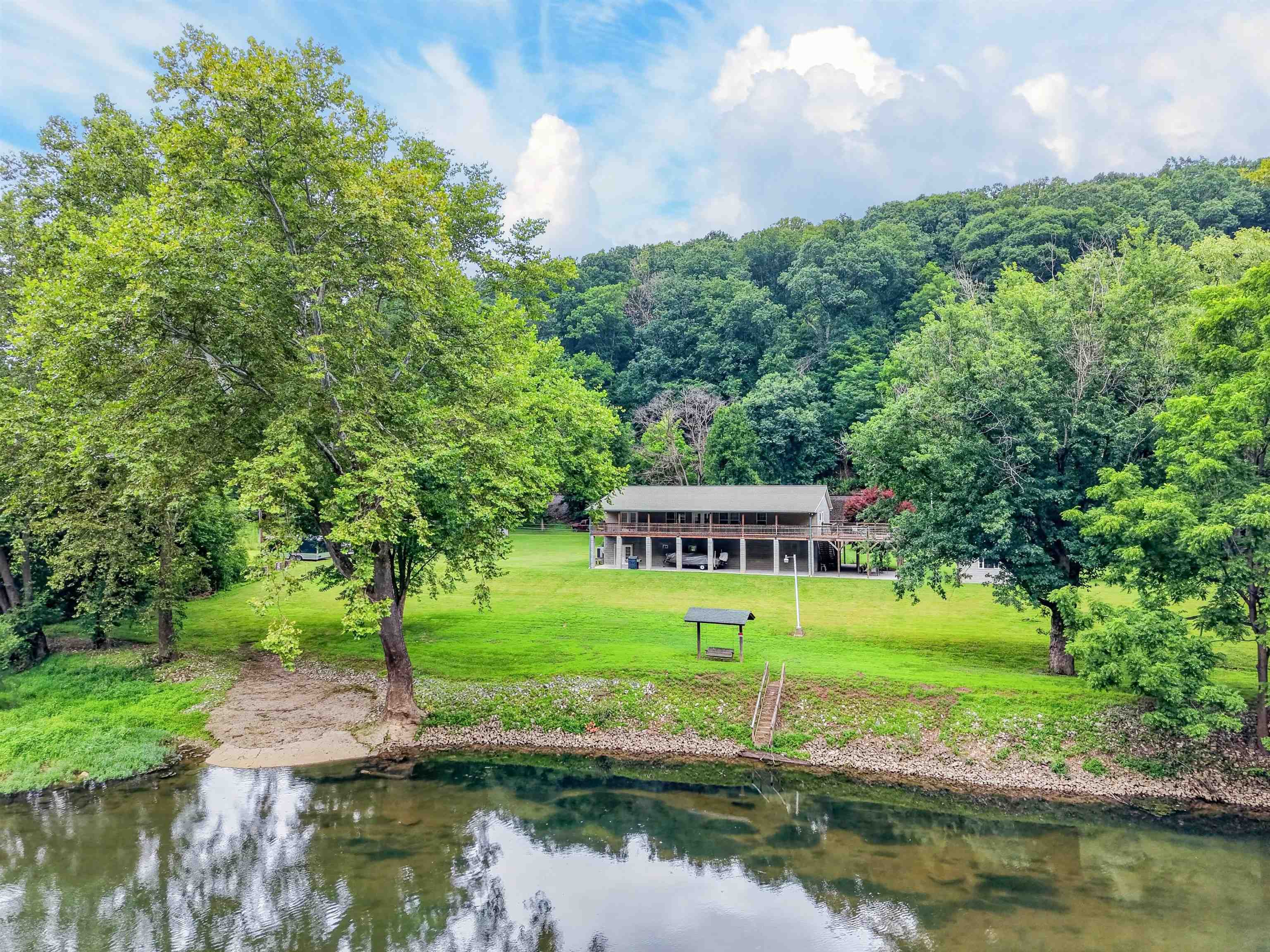 720 Caboose Lane Pembroke VA 24136