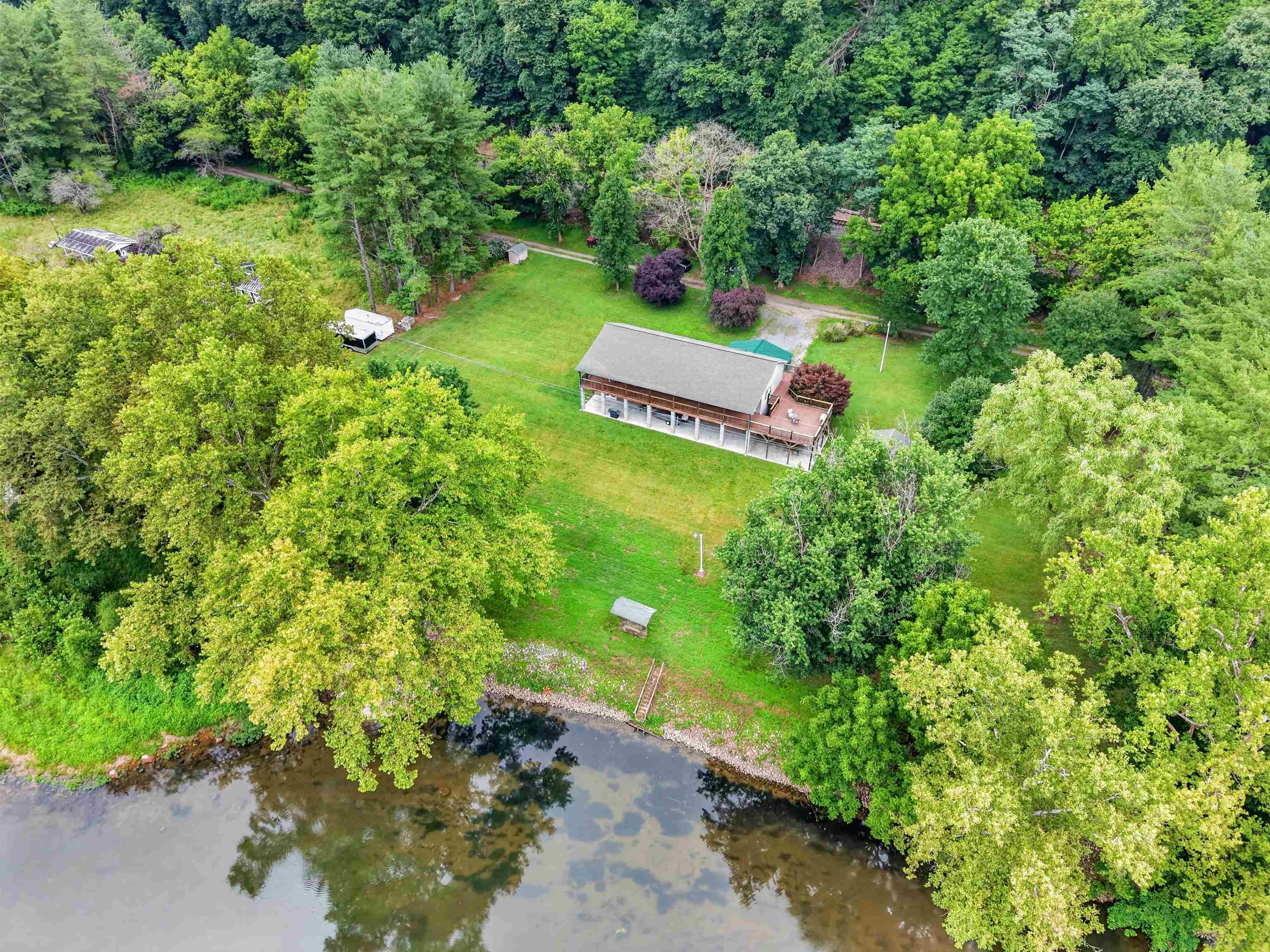 720 Caboose Lane Pembroke VA 24136