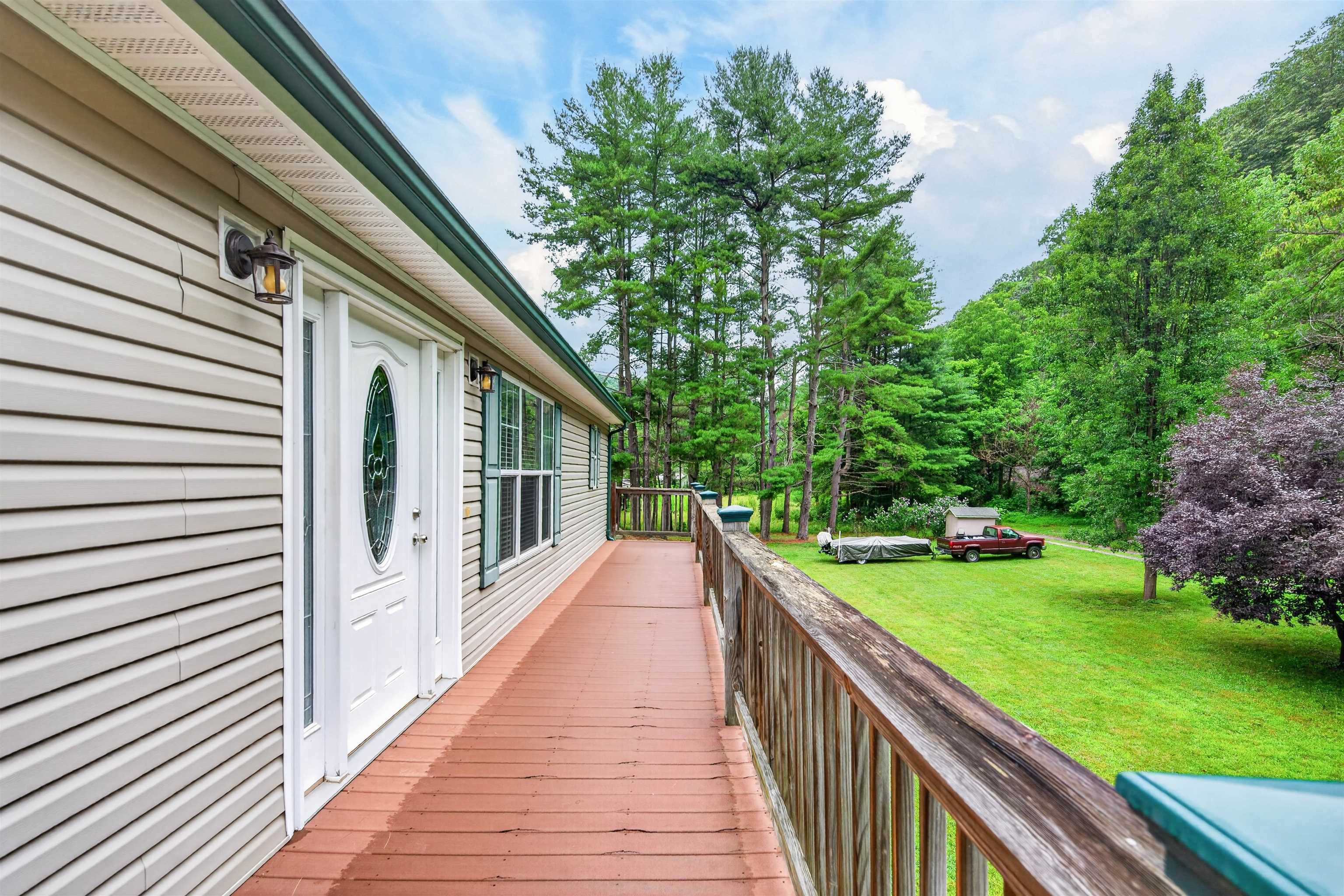 720 Caboose Lane Pembroke VA 24136