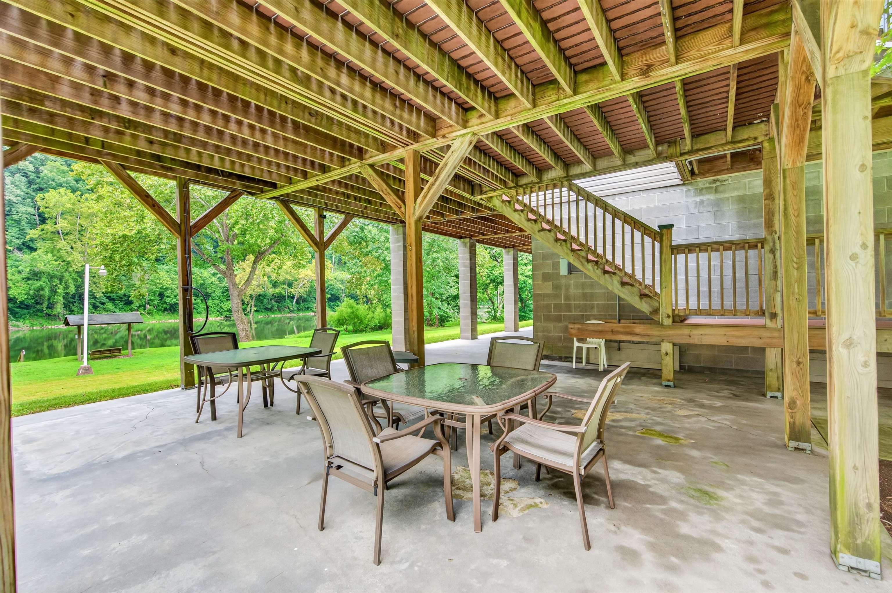 720 Caboose Lane Pembroke VA 24136