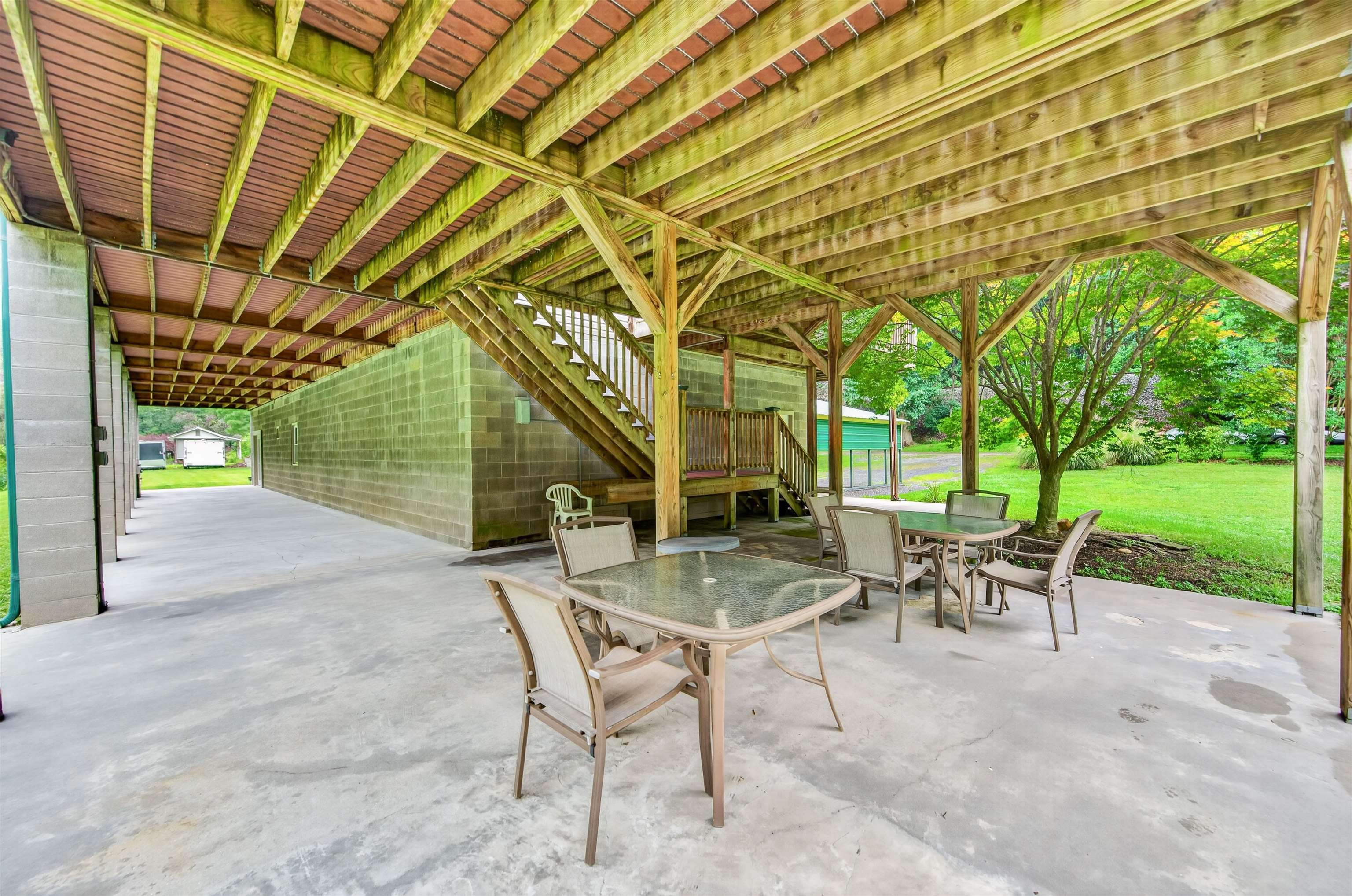 720 Caboose Lane Pembroke VA 24136