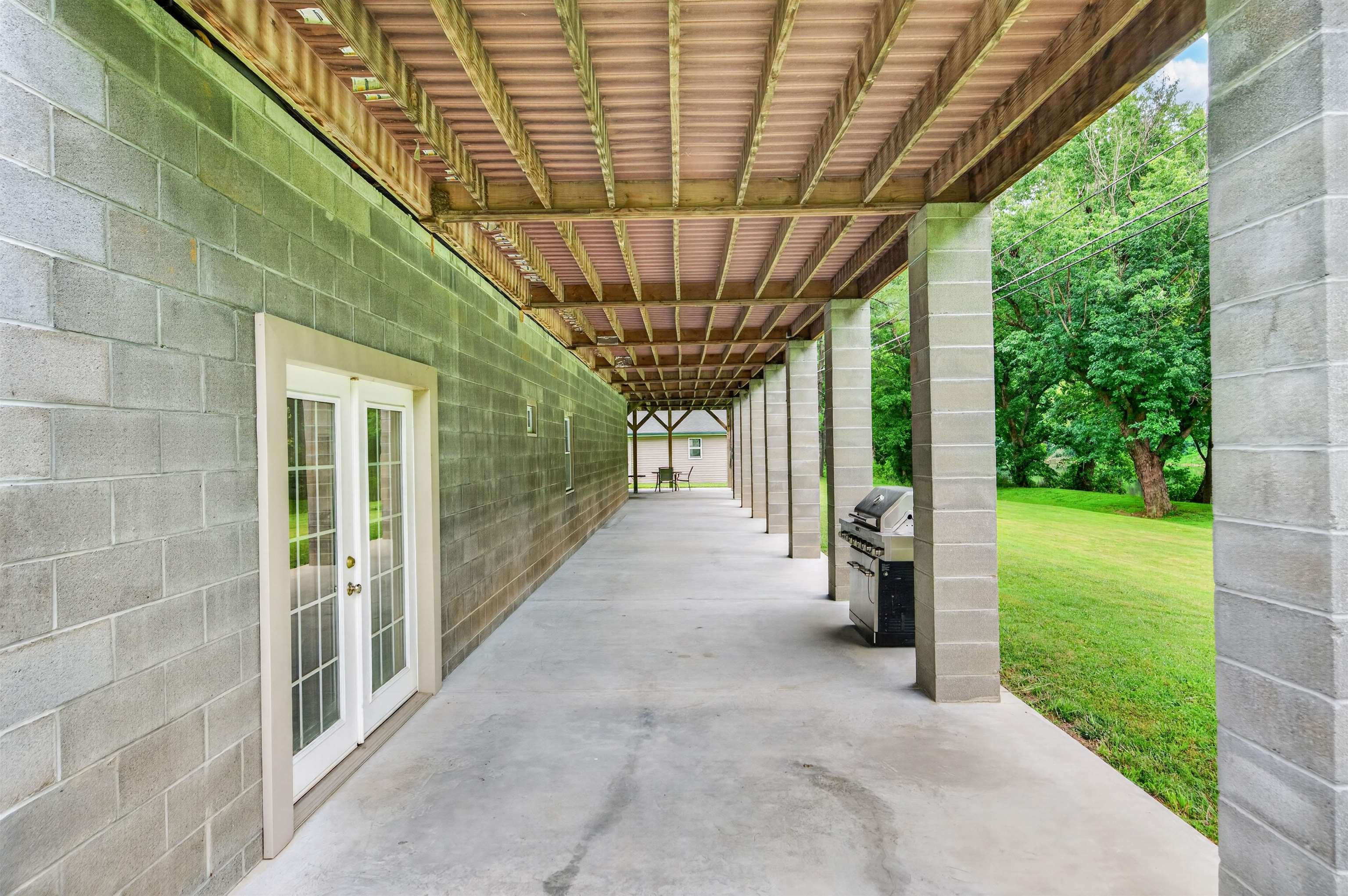 720 Caboose Lane Pembroke VA 24136