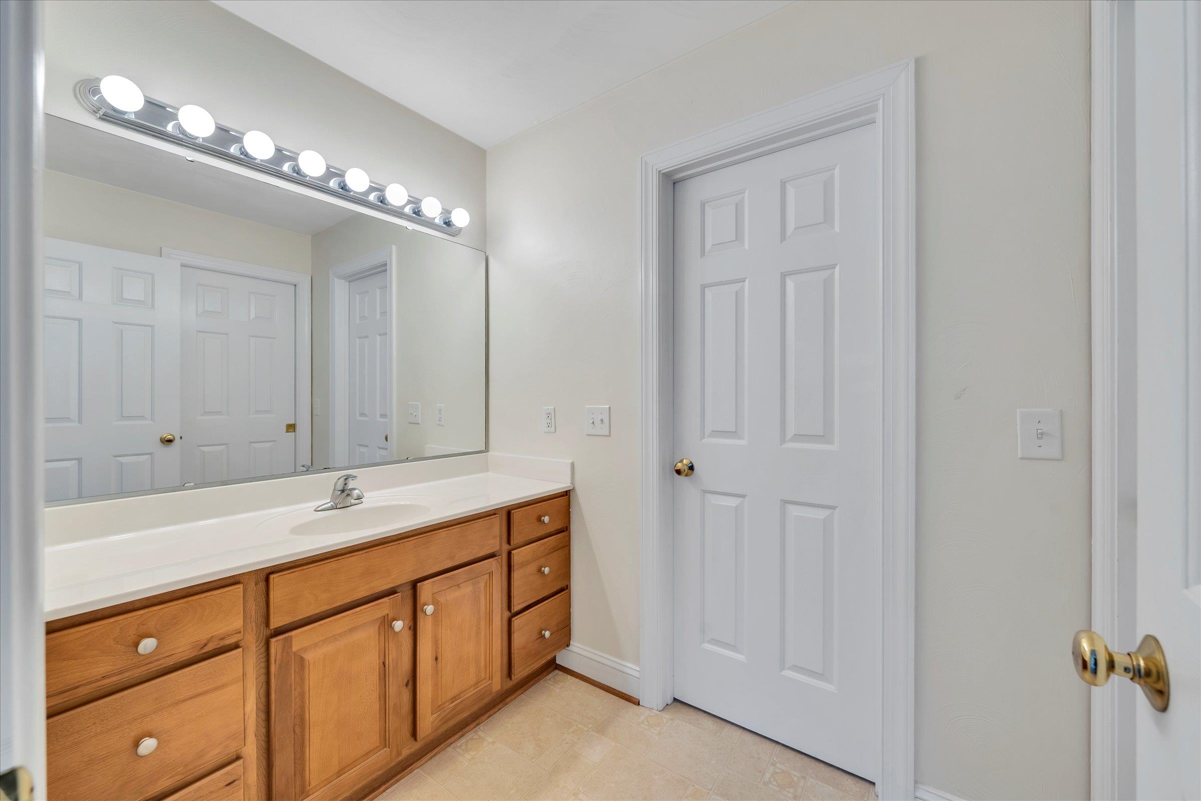 1113 Brook Circle Blacksburg VA 24060