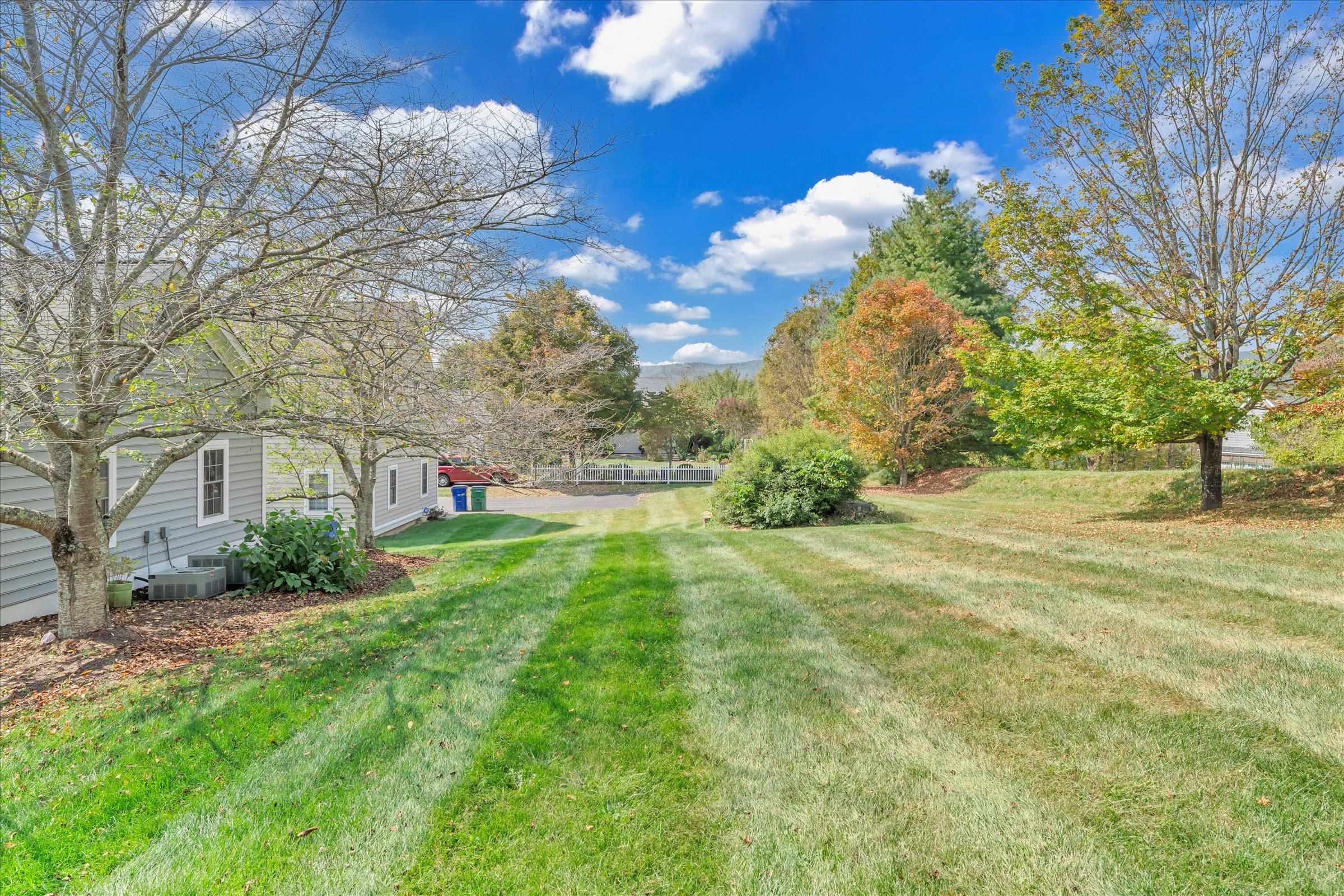 1113 Brook Circle Blacksburg VA 24060
