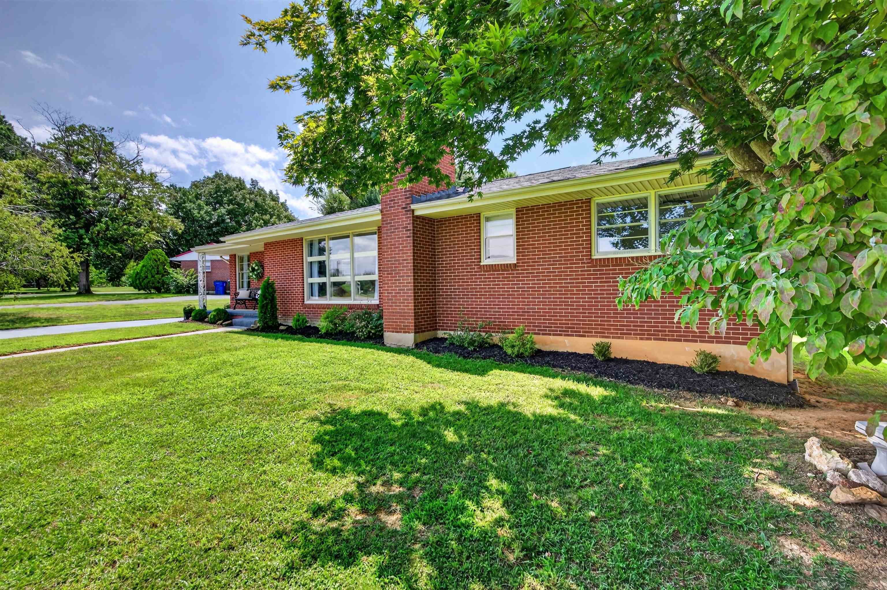 107 Roseland Drive Christiansburg VA 24073