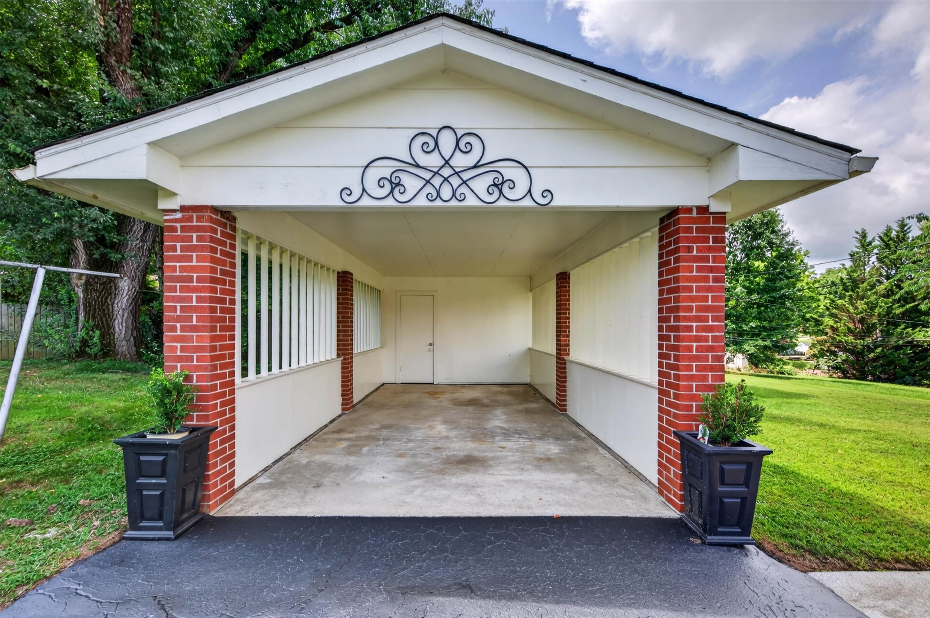 107 Roseland Drive Christiansburg VA 24073