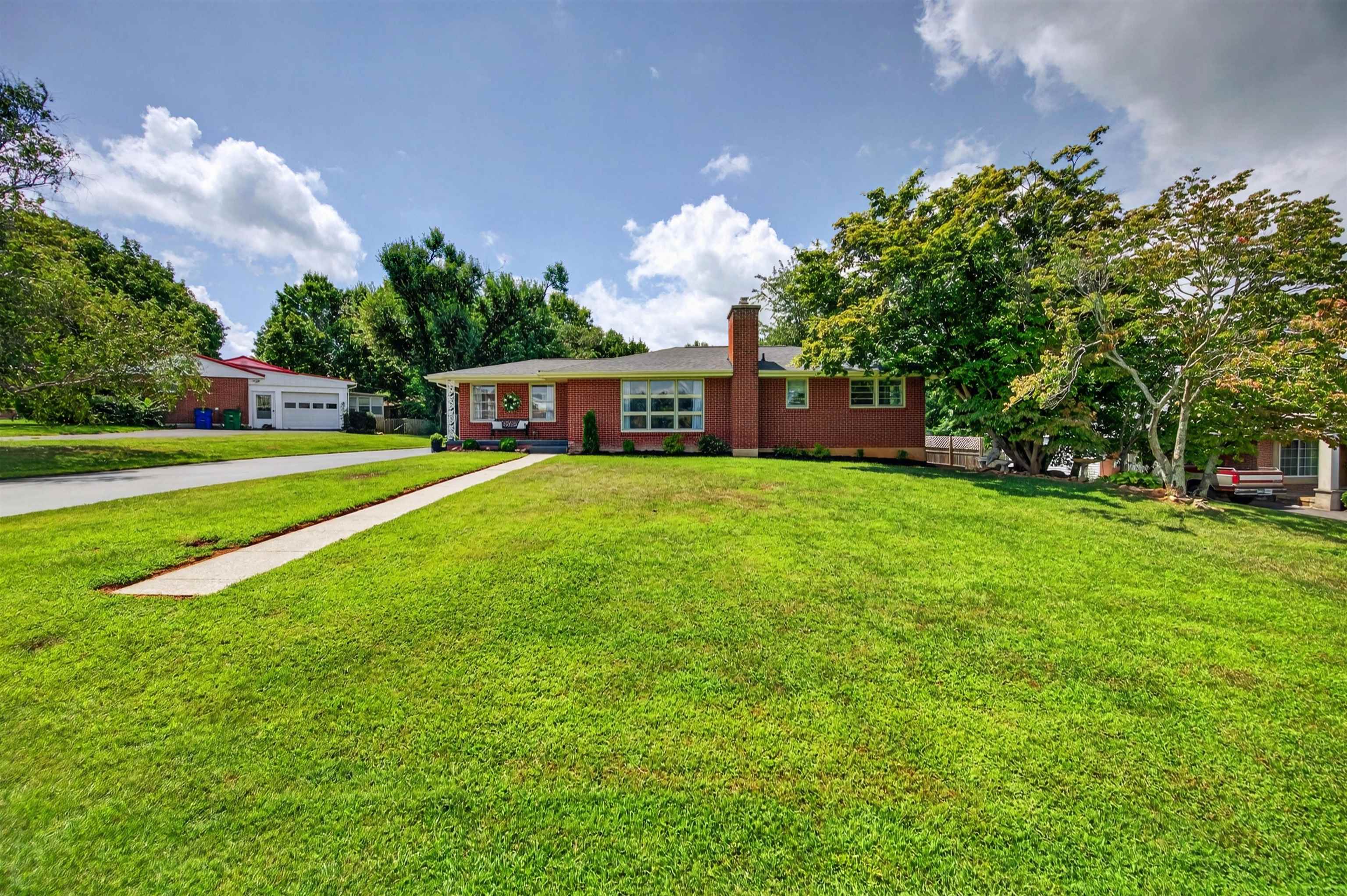 107 Roseland Drive Christiansburg VA 24073
