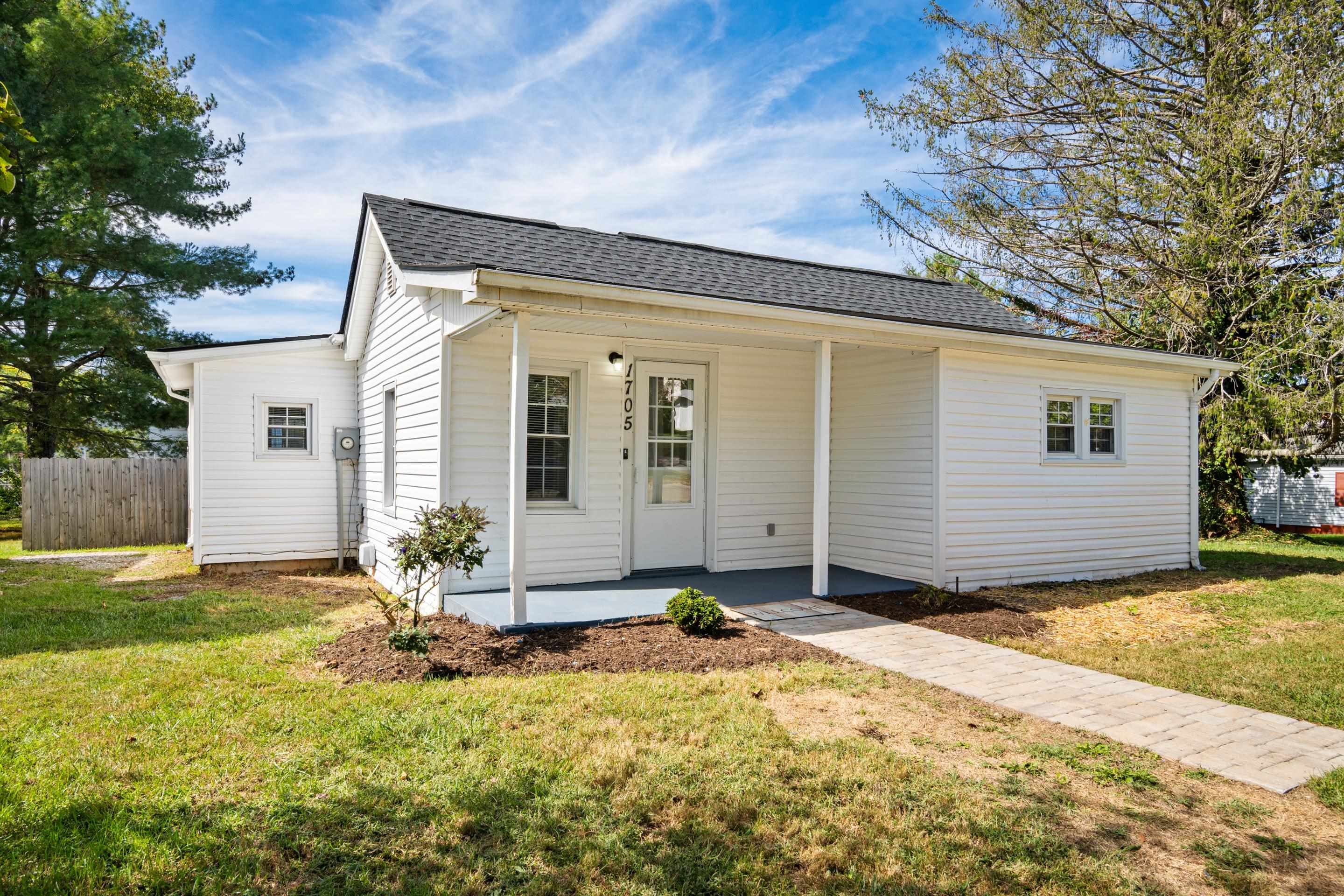 1705 3rd Street Radford VA 24141